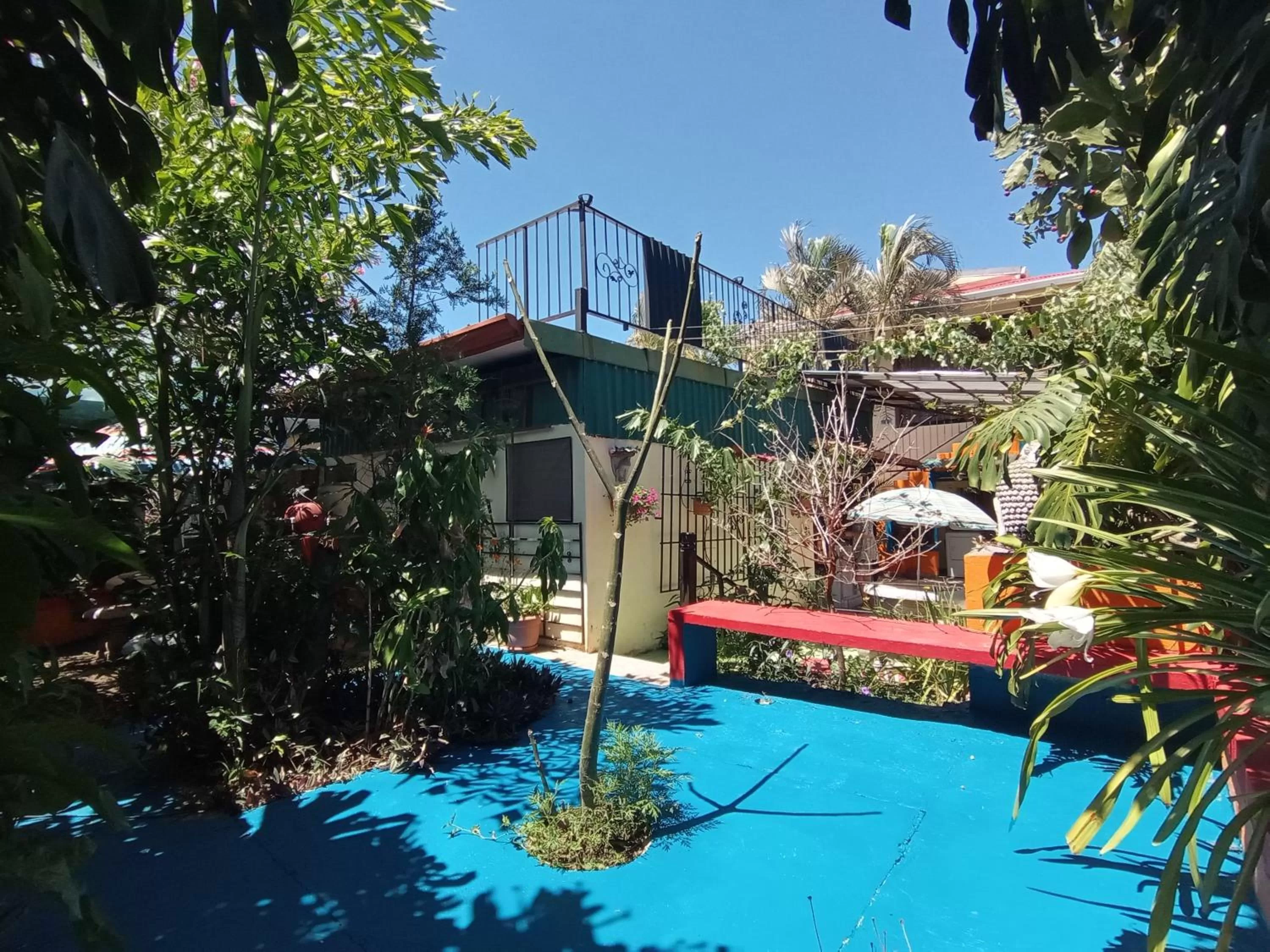 Day, Swimming Pool in Nirvana Apartament Hostal