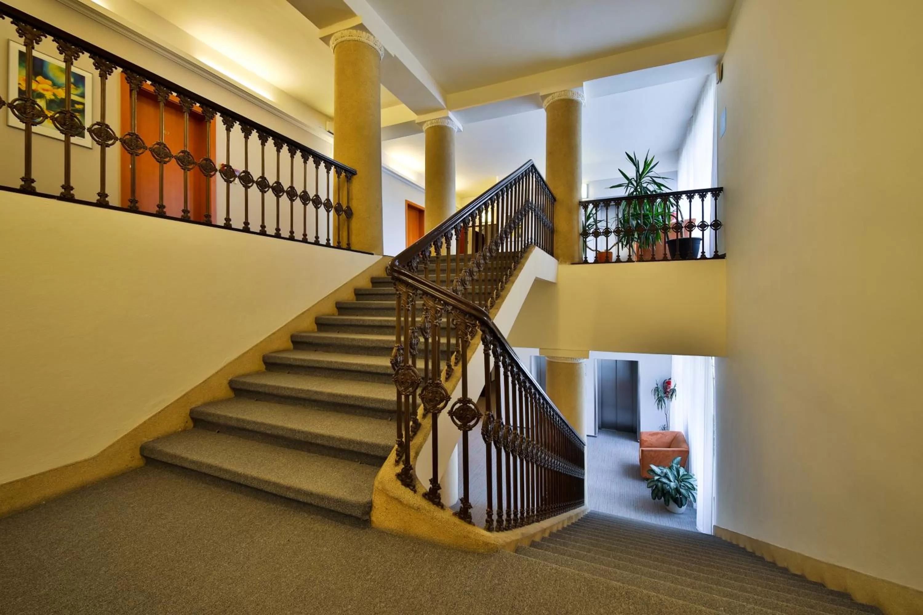 Area and facilities in Atlantic Hotel