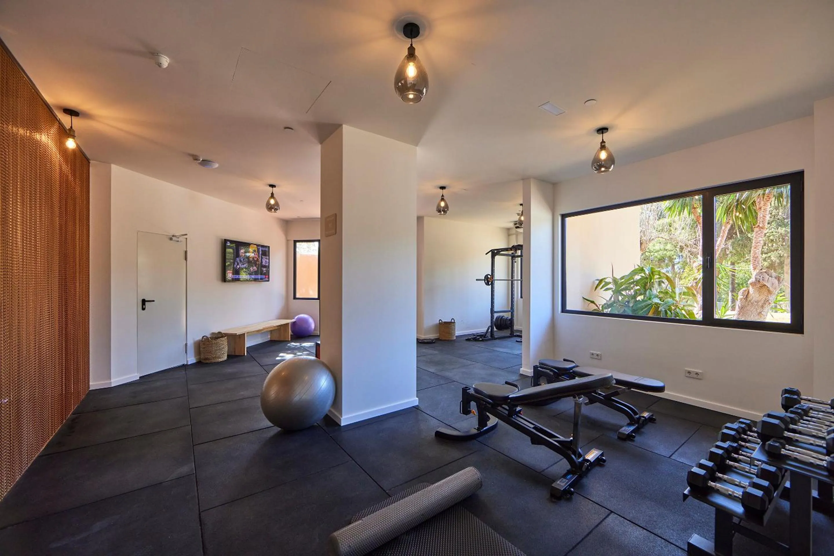 Fitness centre/facilities in tent Palmanova