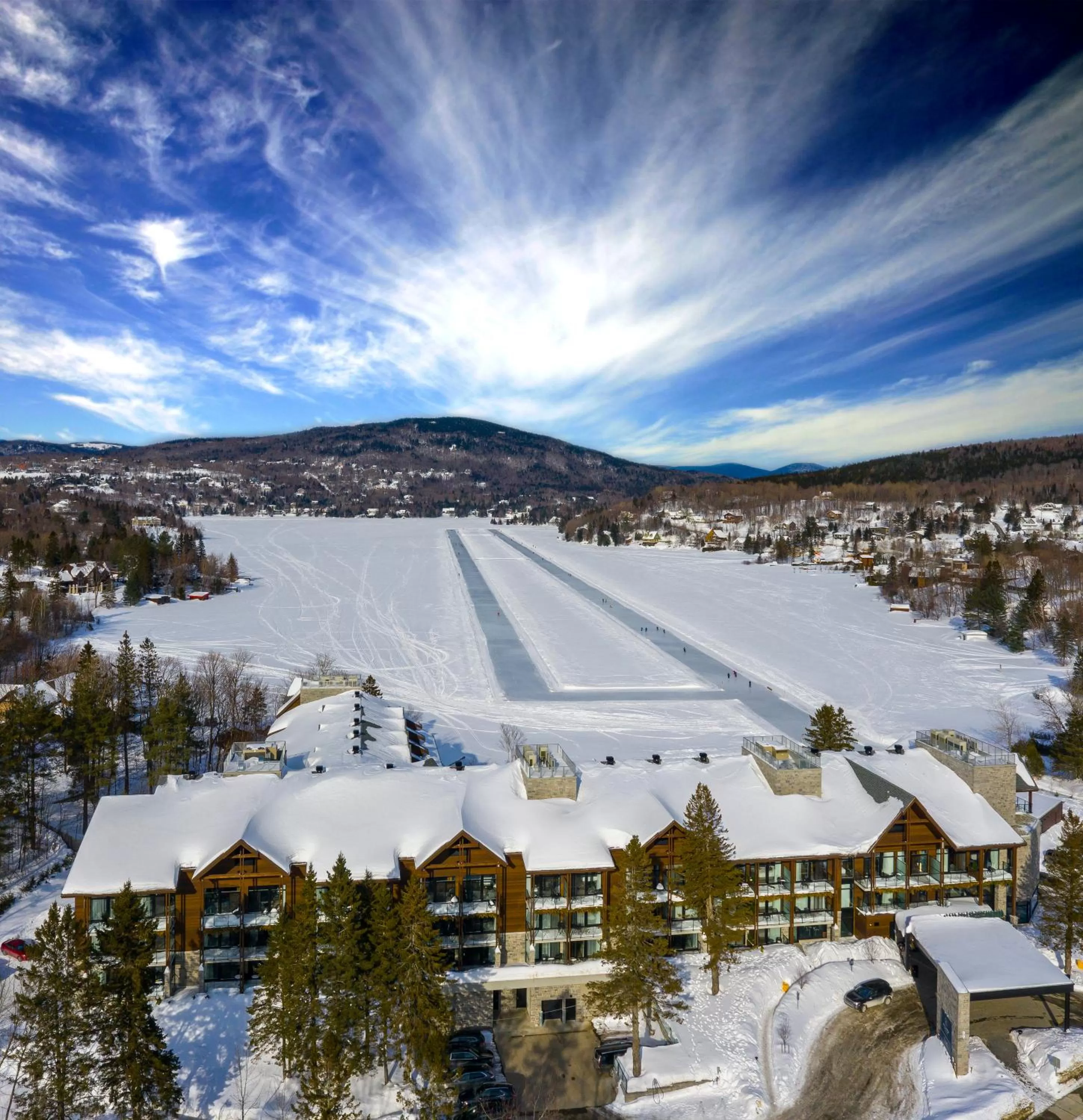 Bird's eye view in Entourage sur-le-Lac