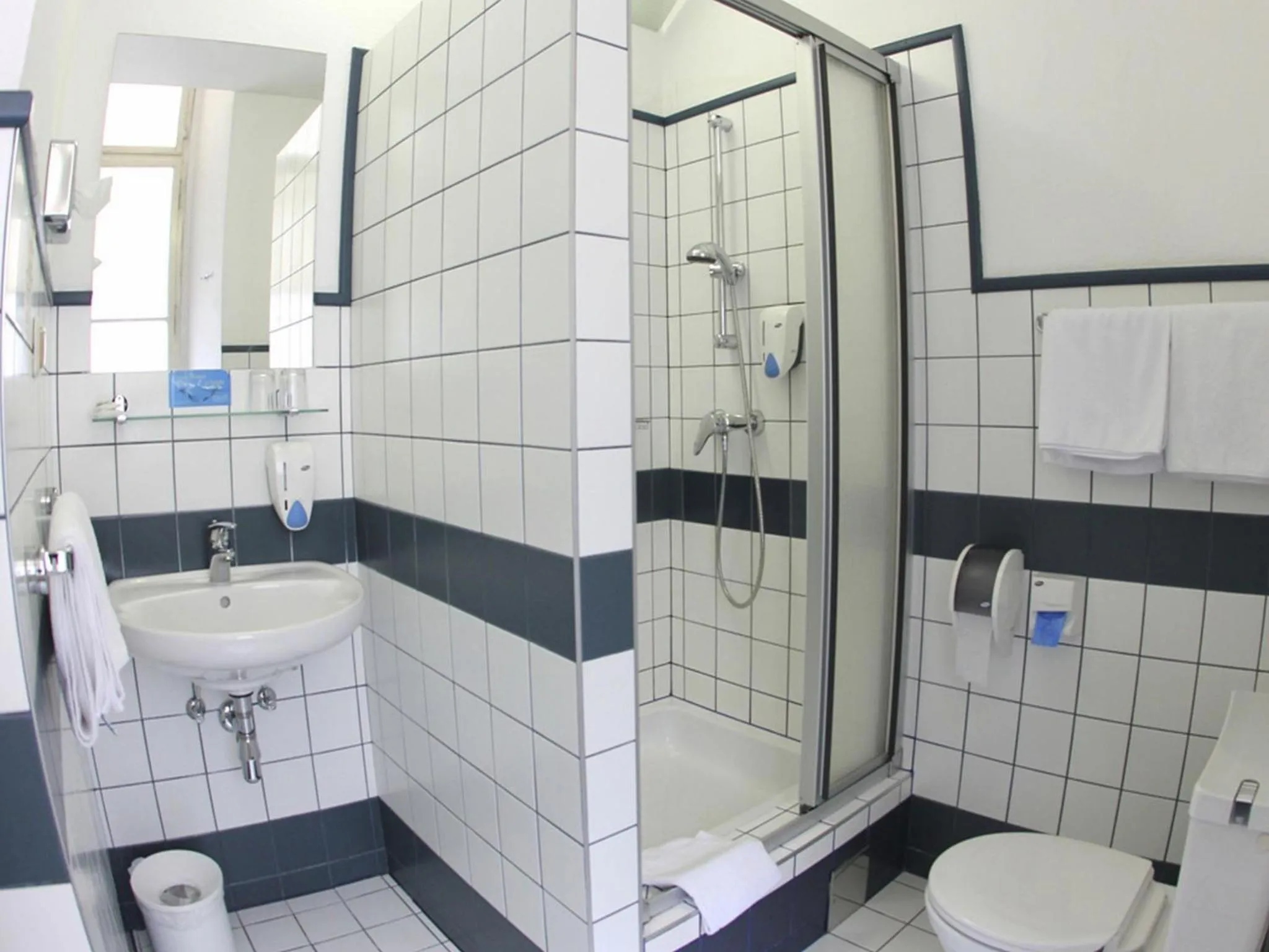 Bathroom in Hotel Am Schottenpoint