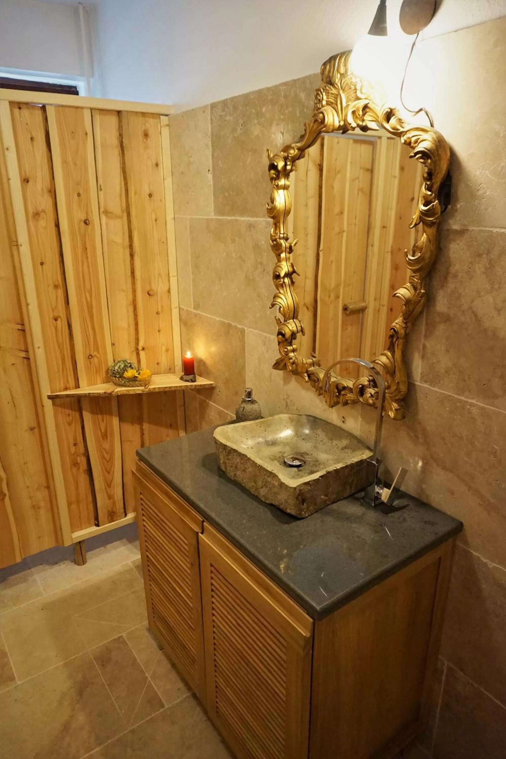 Decorative detail in Hotel Holsteinische Schweiz am Dieksee