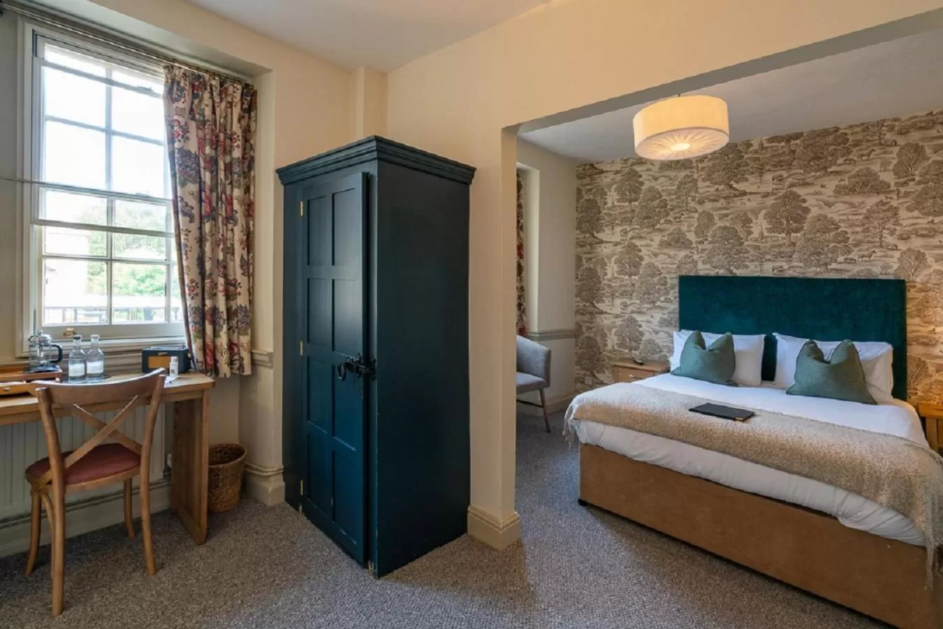 Bed in The Kings Arms Hotel