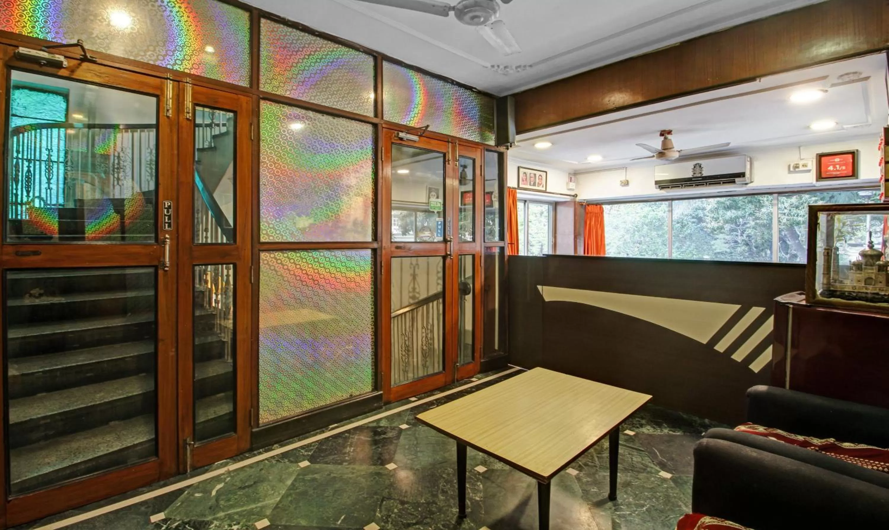 Lobby or reception in Treebo Mira Inn, Camac Street