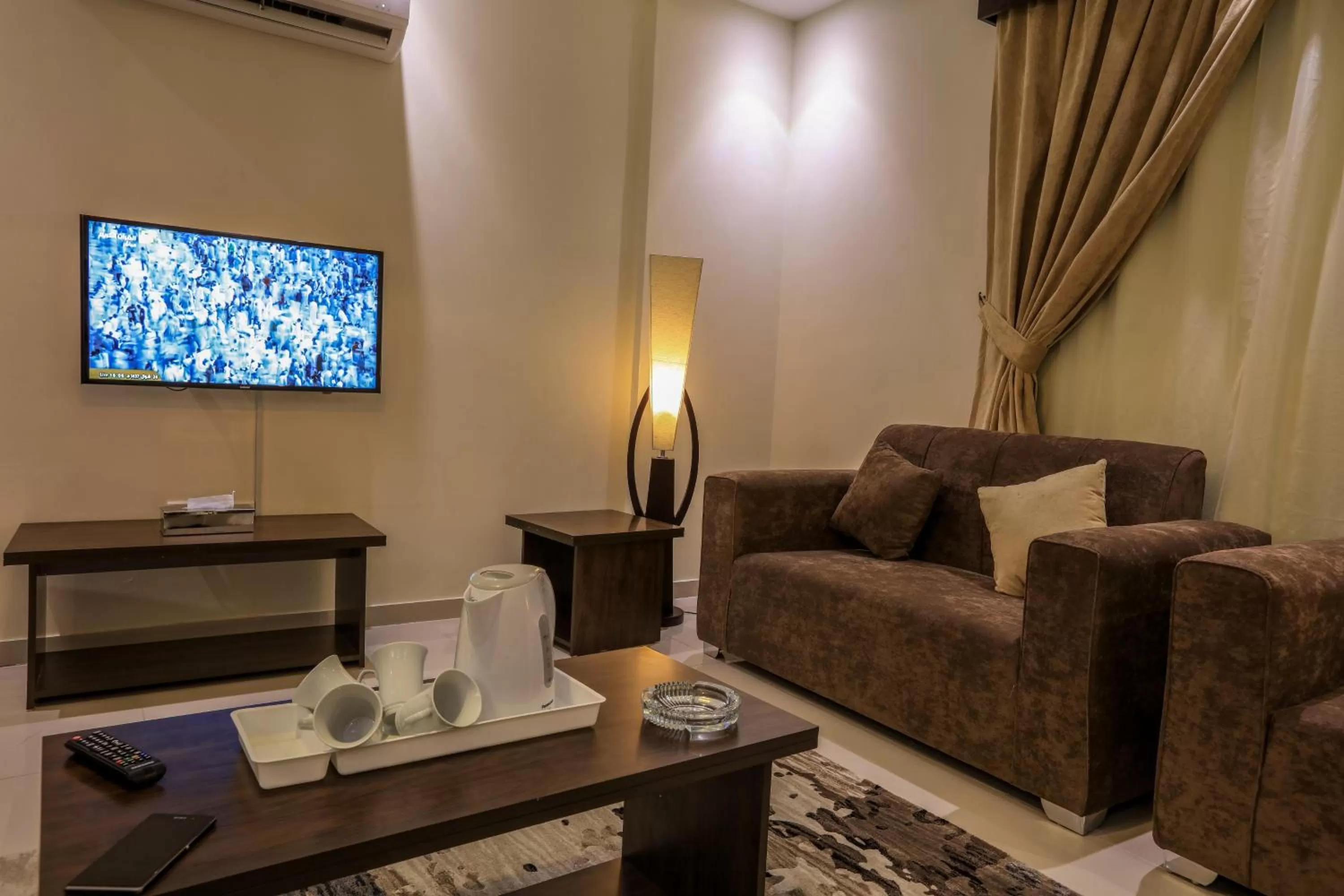 Living room, Seating Area in Al Itqan Apart-hotel