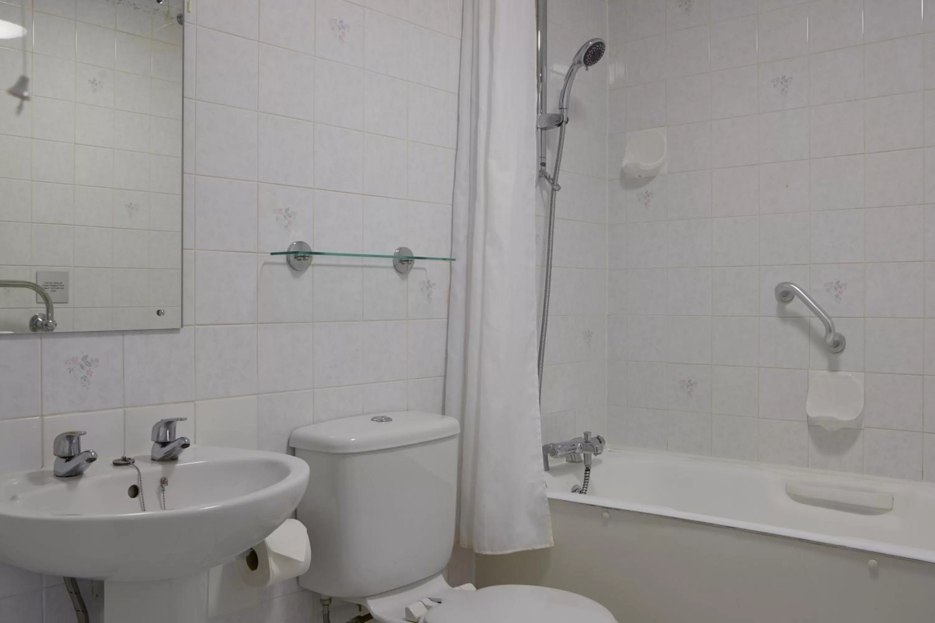 Bathroom in The Lansdowne, Eastbourne