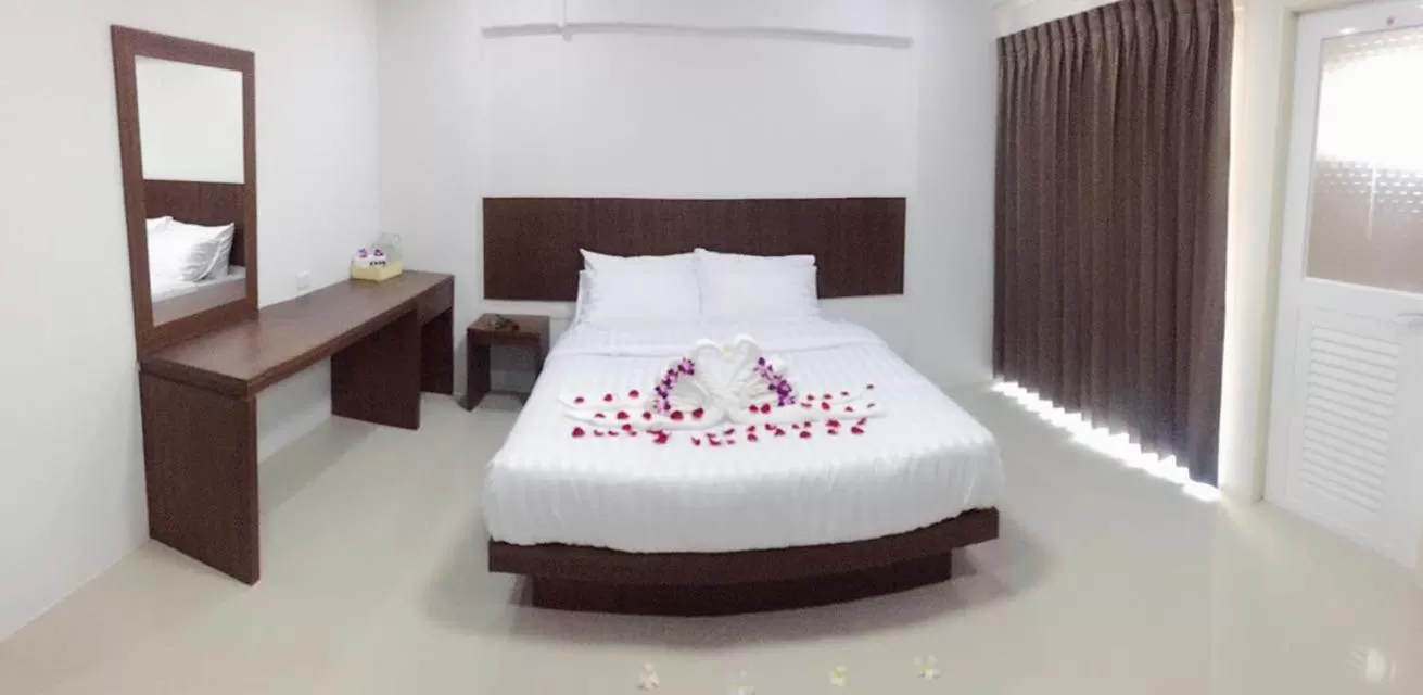 Bed in Nava Grand