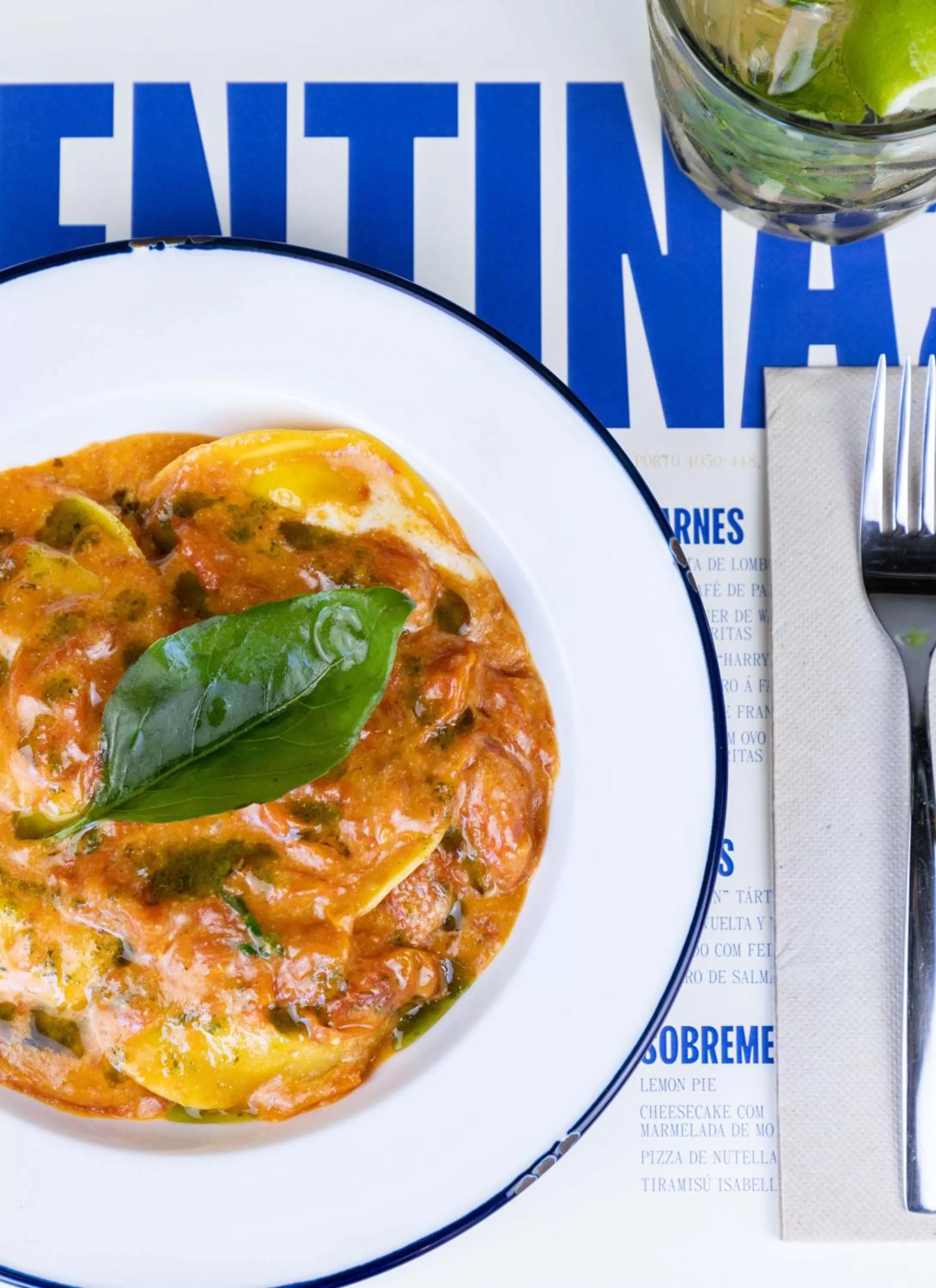 Restaurant/places to eat in chic&basic Gravity