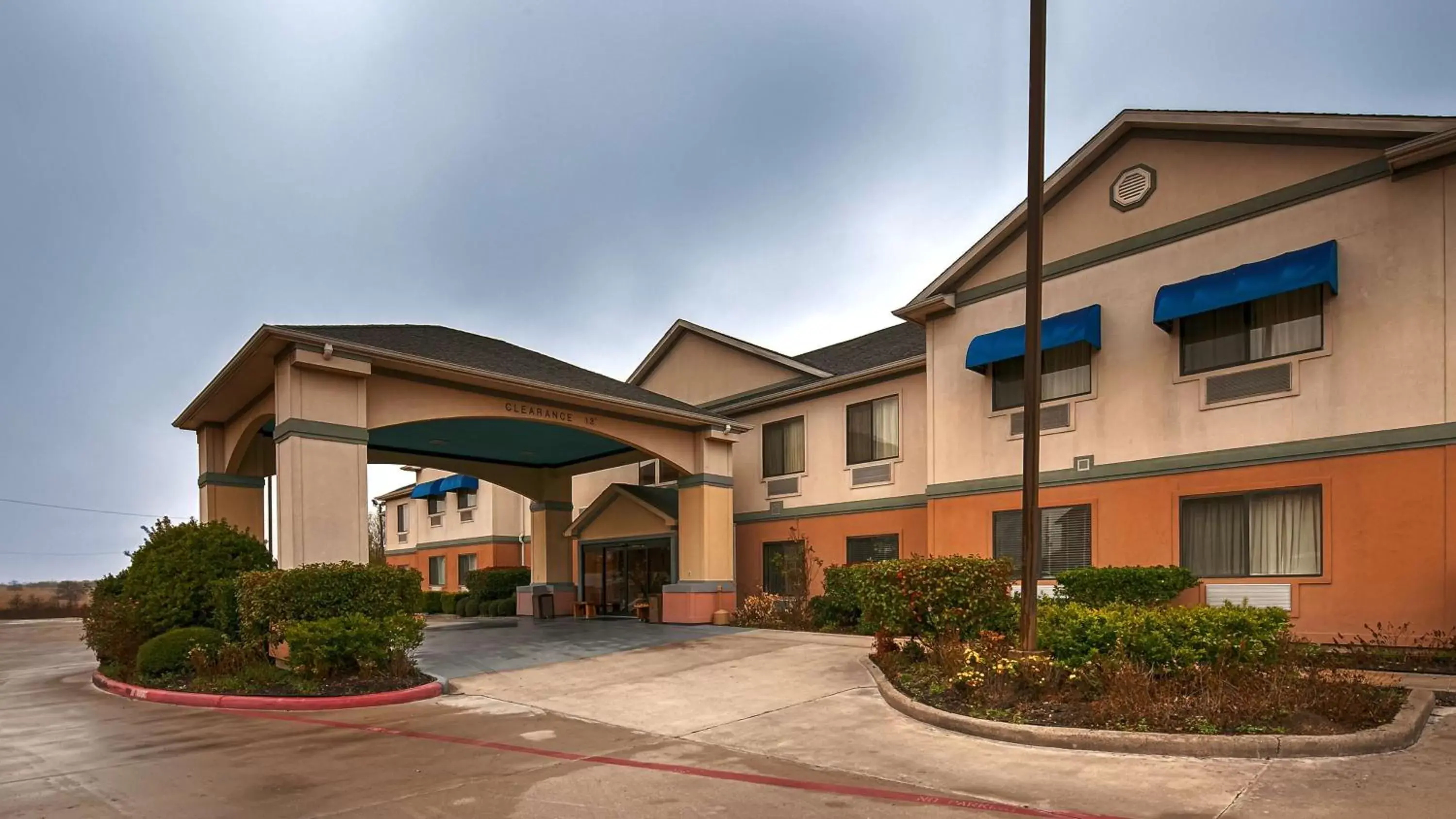 Best Western Executive Inn & Suites Best Western Executive Inn & Suites