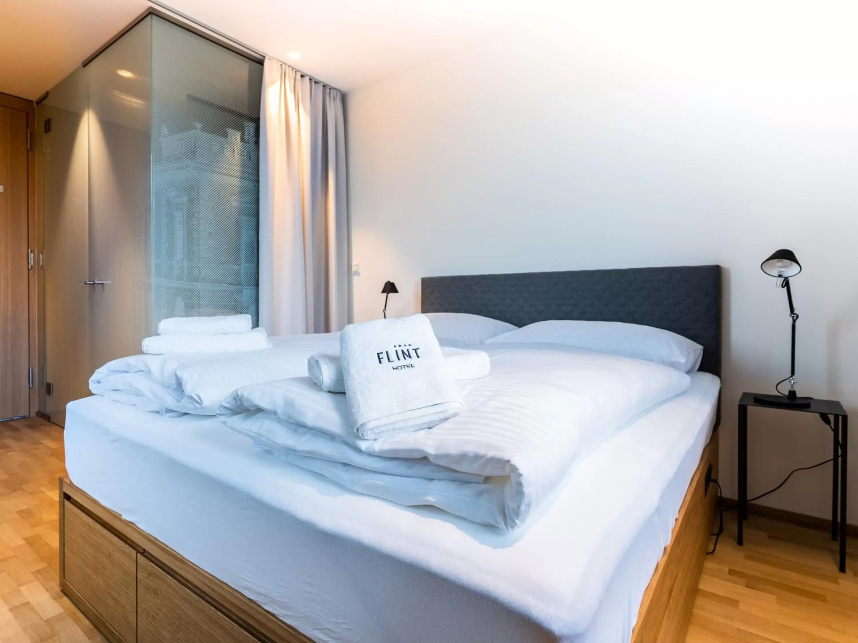 Double Room with Mountain View - single occupancy in Das Flint Double Room with Mountain View - single occupancy in Das Flint