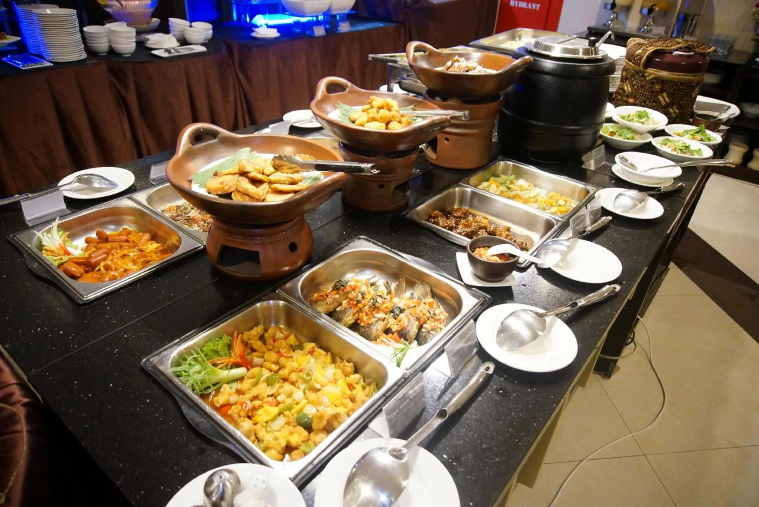 Buffet breakfast in Varna Culture Hotel Soerabaia