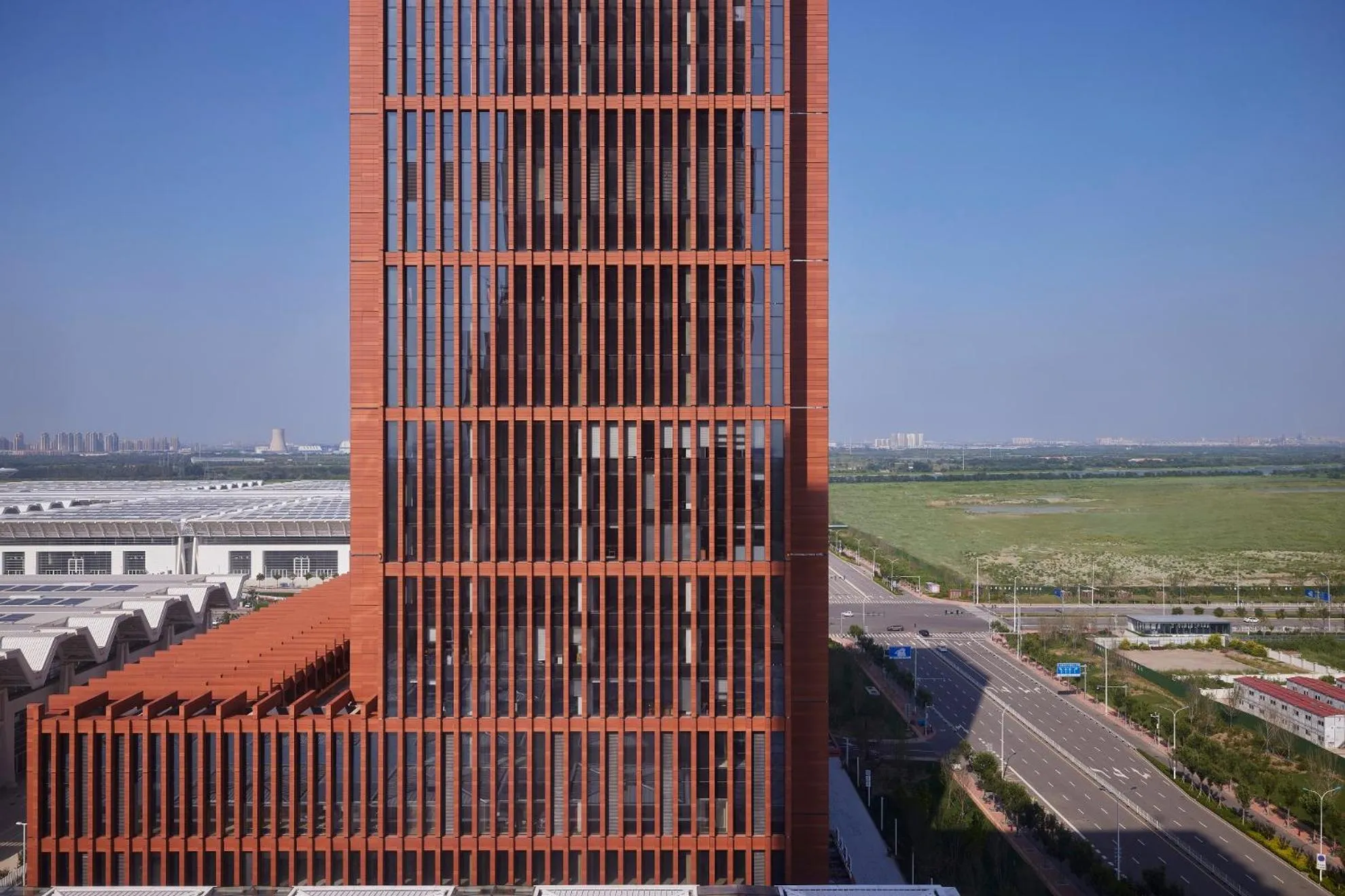 Quiet street view in Tianjin Marriott Hotel National Convention and Exhibition Center
