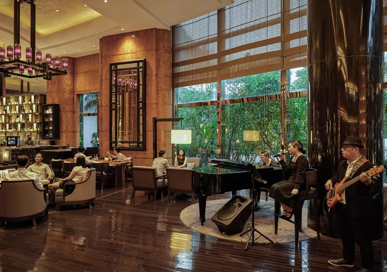 Lounge or bar in AYANA Midplaza JAKARTA