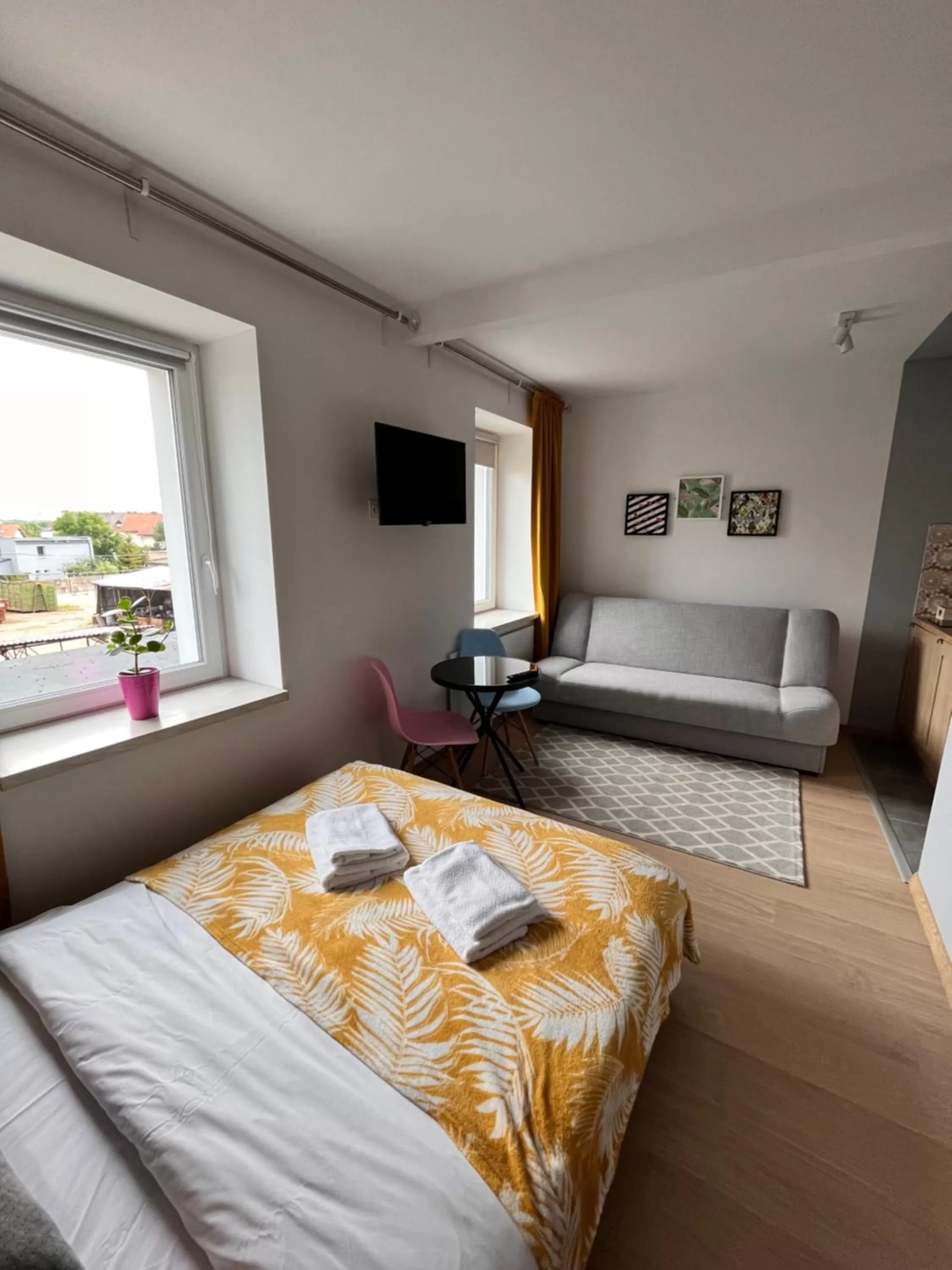 Bed in 3 Budget Stay Apartments