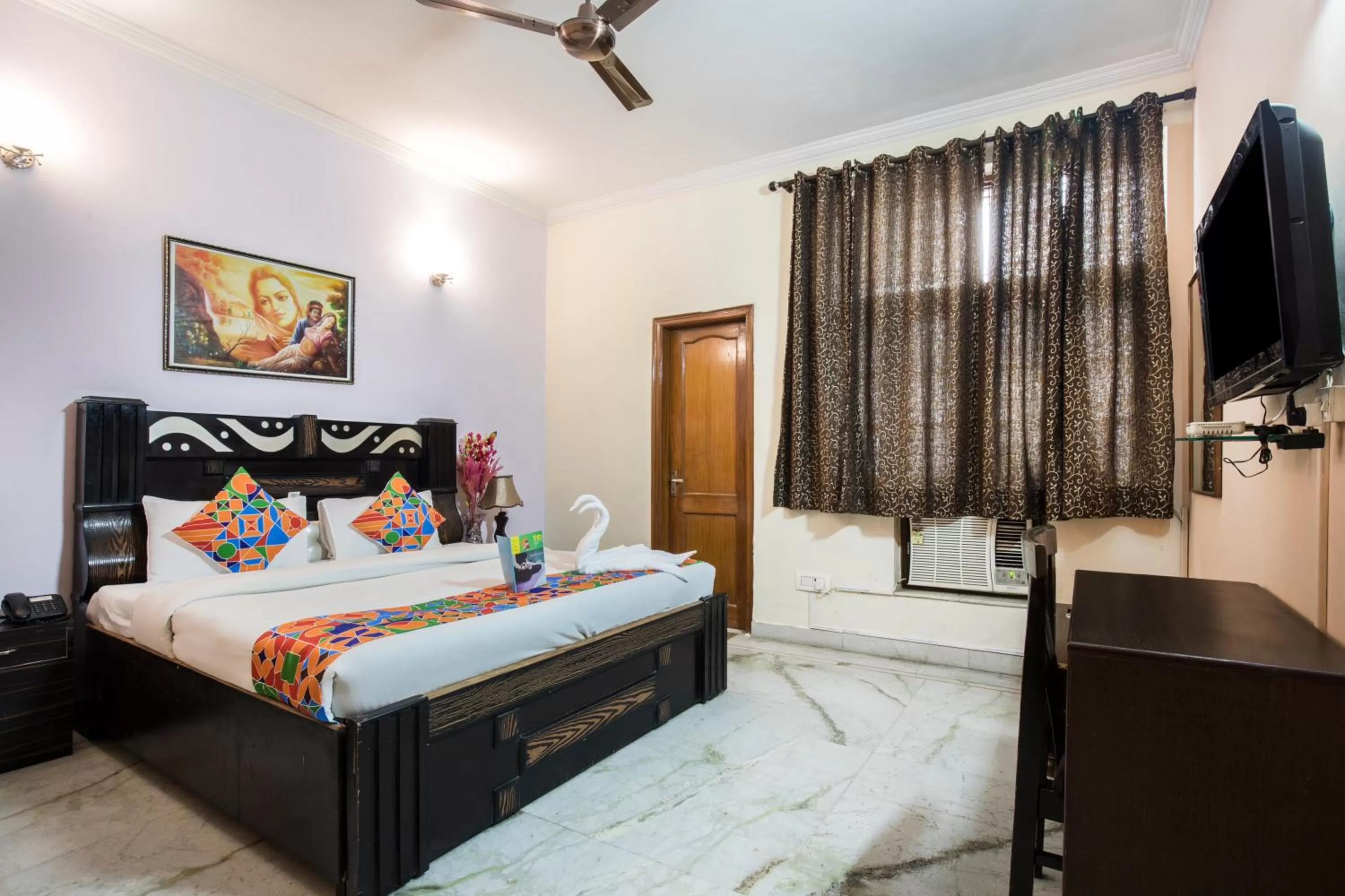 TV and multimedia, Bed in FabExpress IVY Inn Sector 35