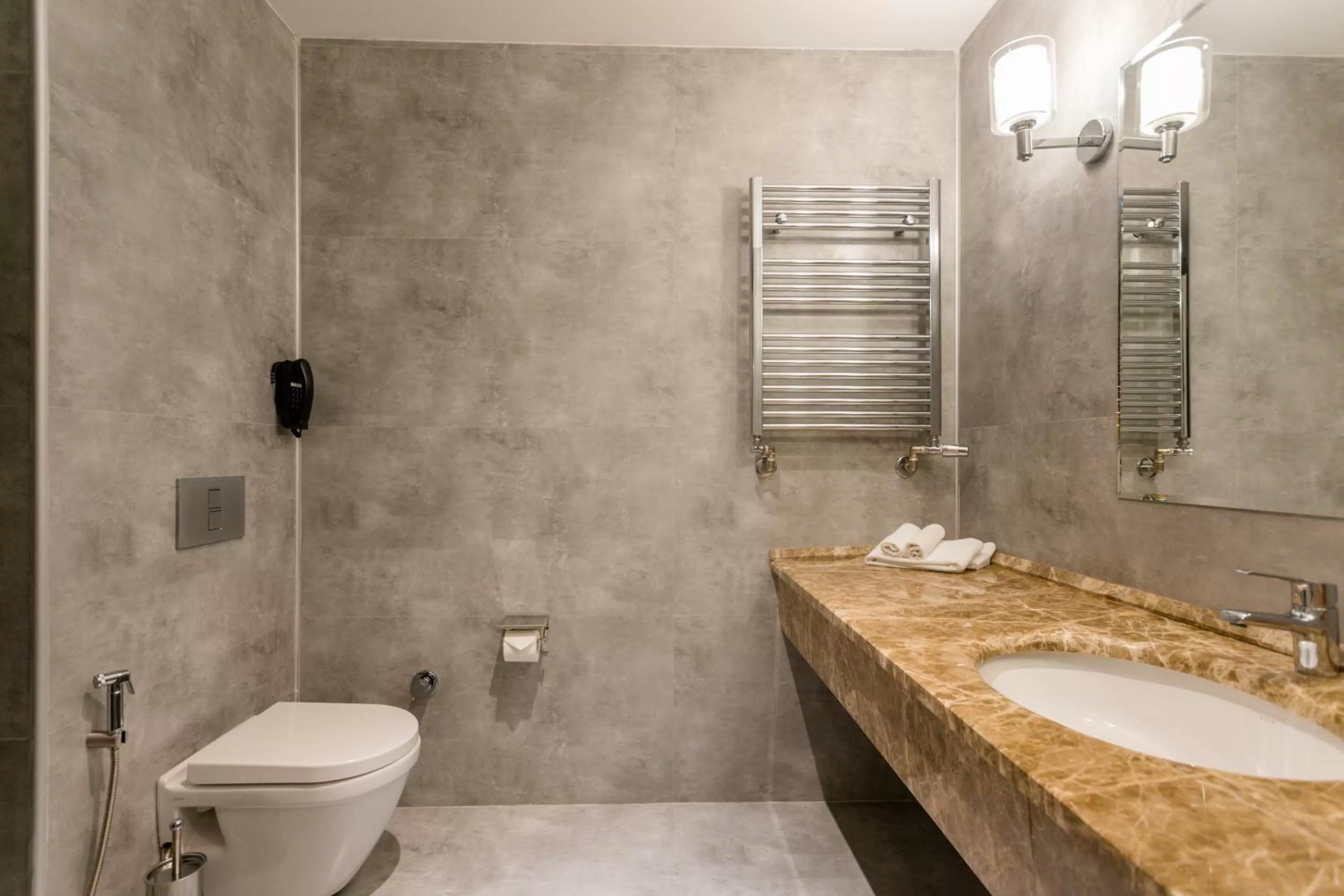 Bathroom in The Grand Gloria Hotel