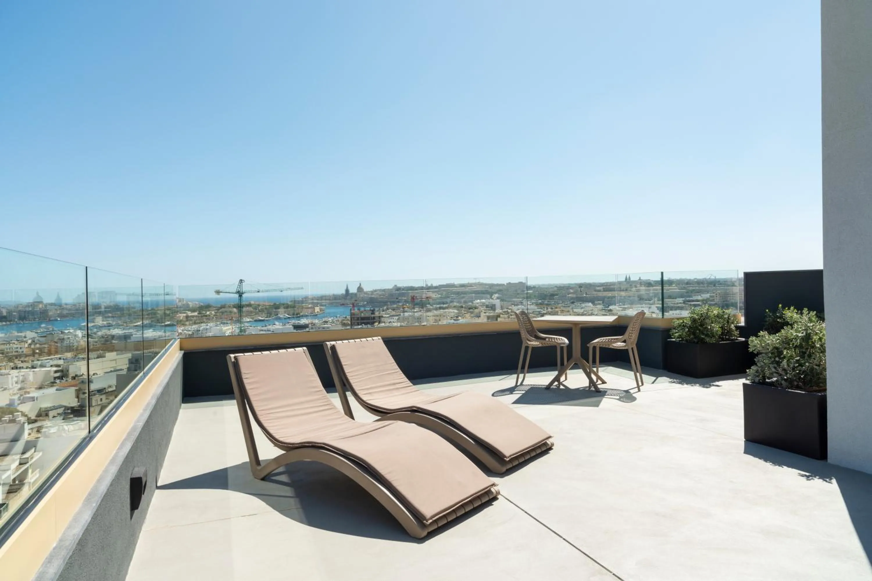 Balcony/Terrace in Aparthotel Adagio Malta Central