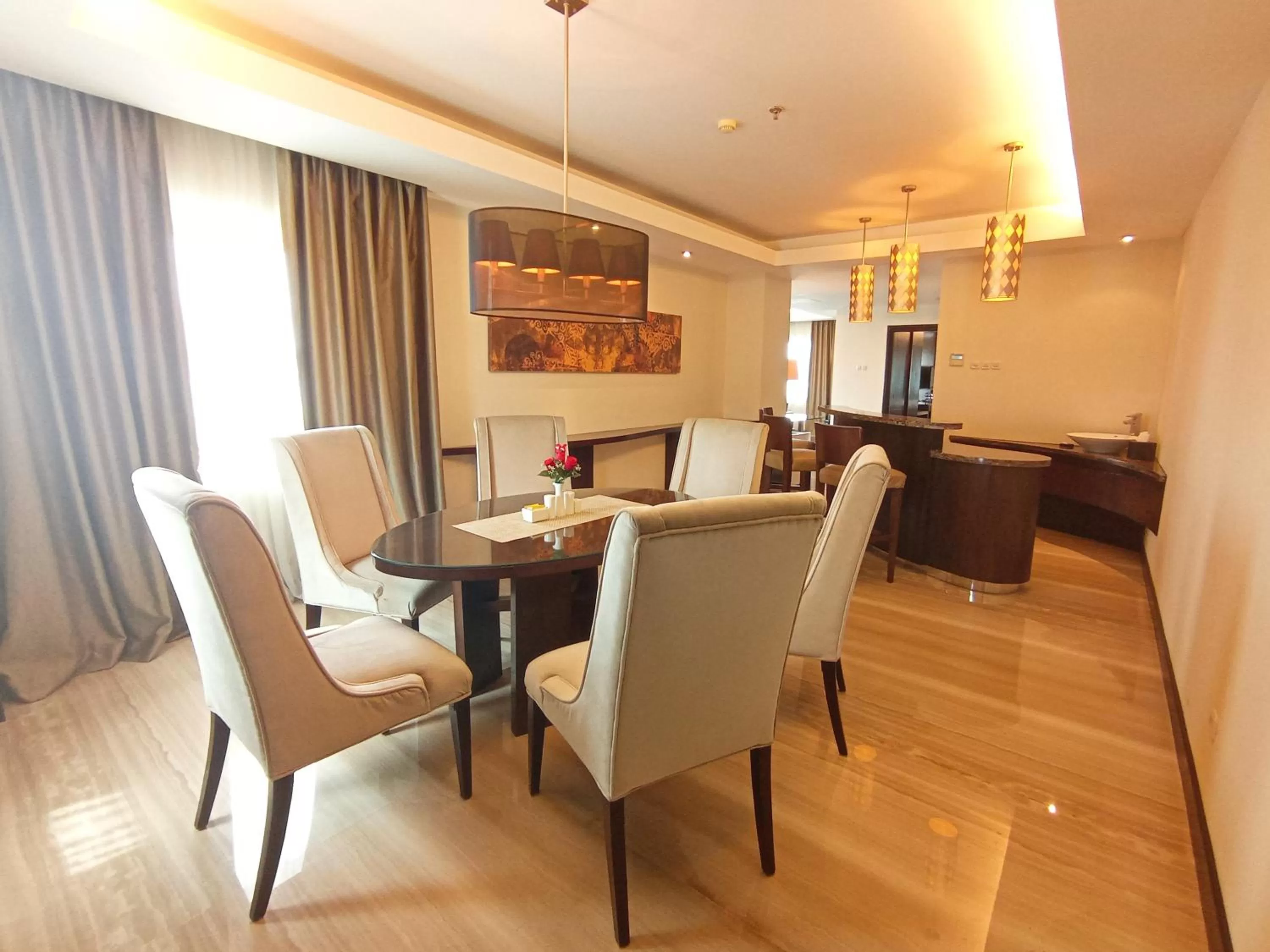 Dining area in Swiss-Belhotel Ambon