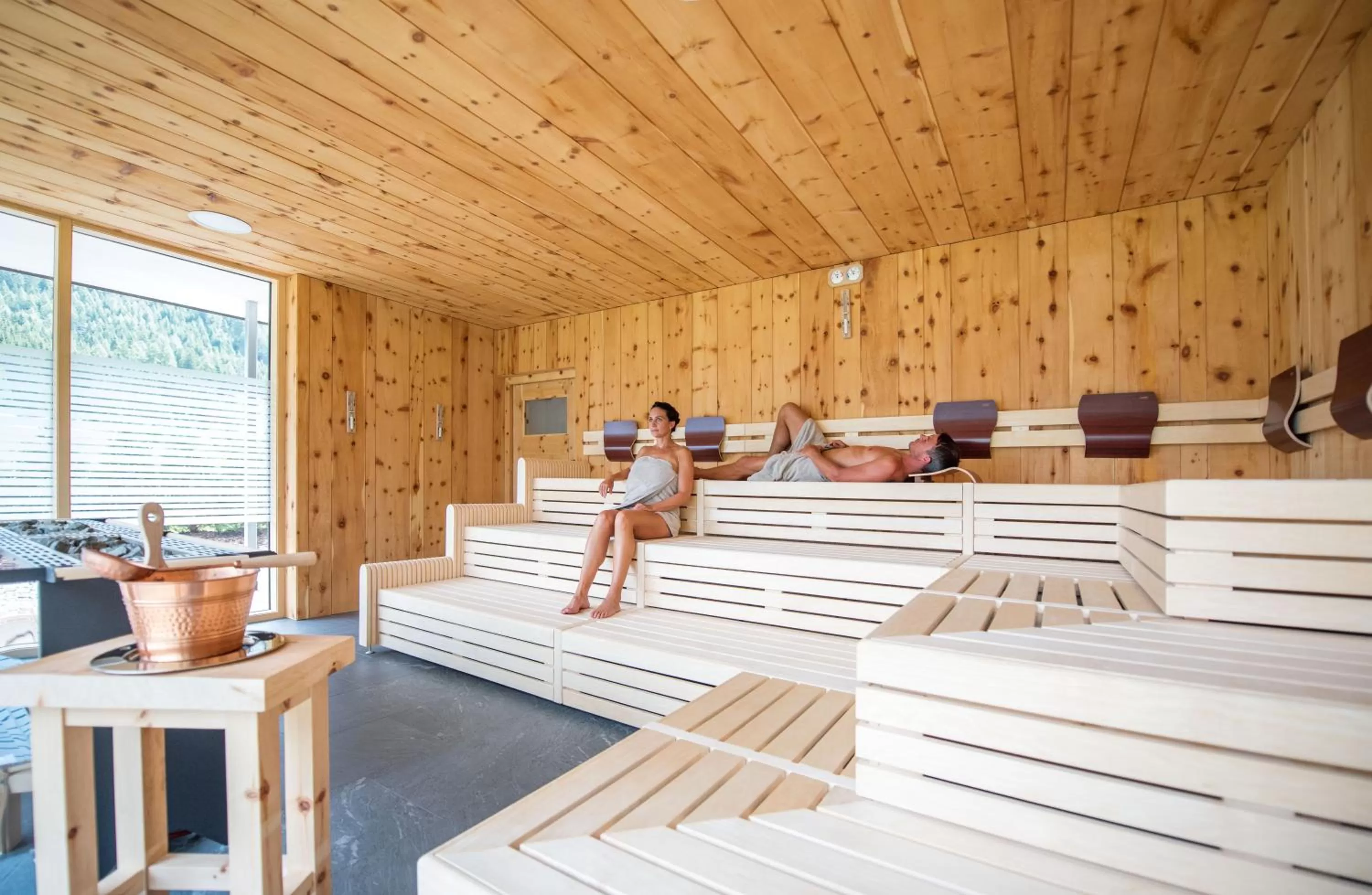 Swimming pool in Vierbrunnenhof