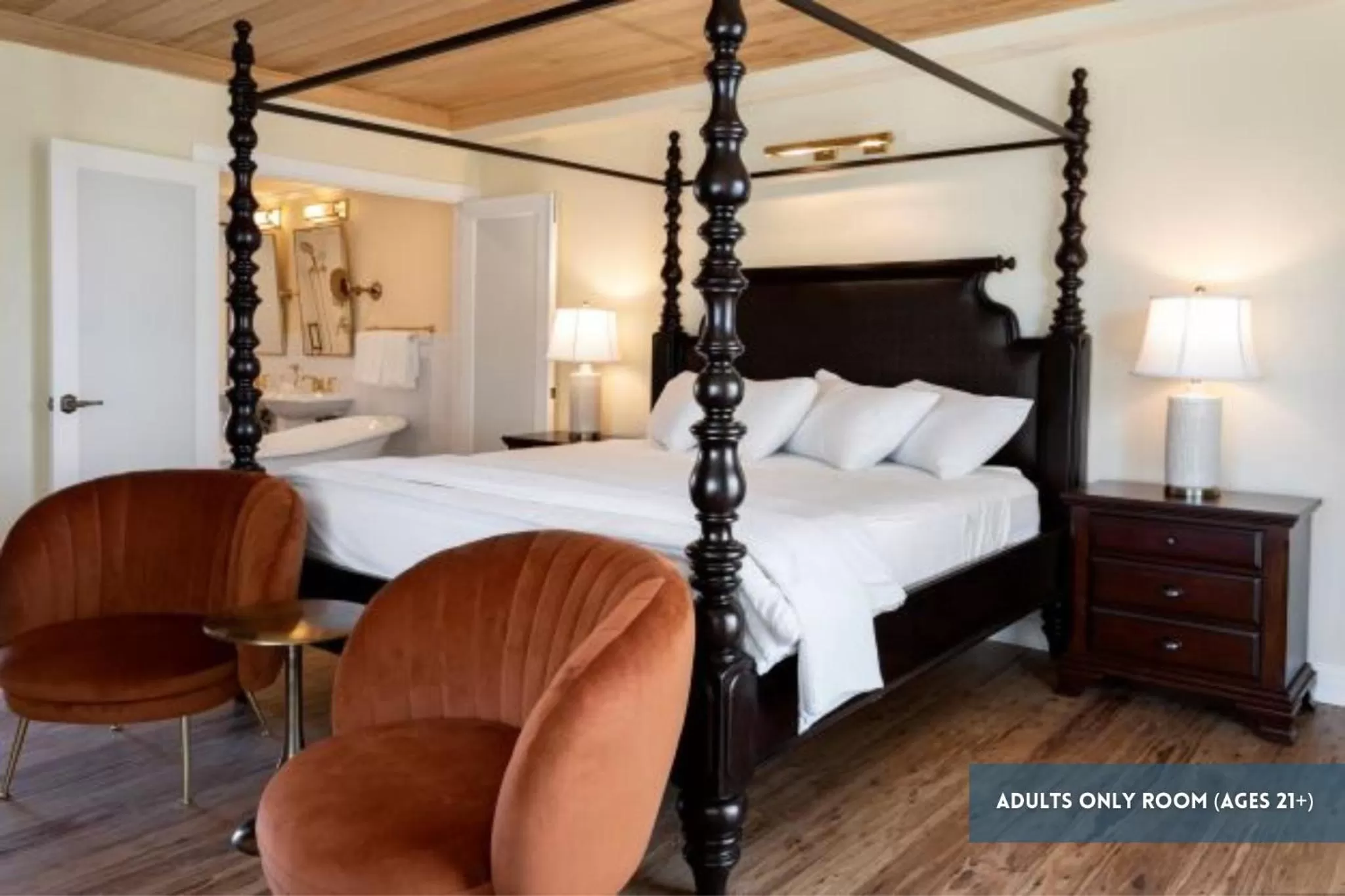 Deluxe King Studio - Adults Only  in Grassy Flats Resort & Beach Club