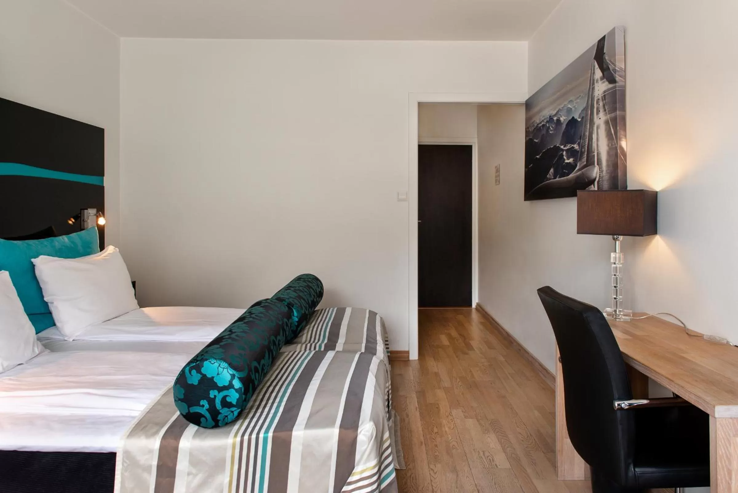 Photo of the whole room, Bed in Quality Hotel Sogndal