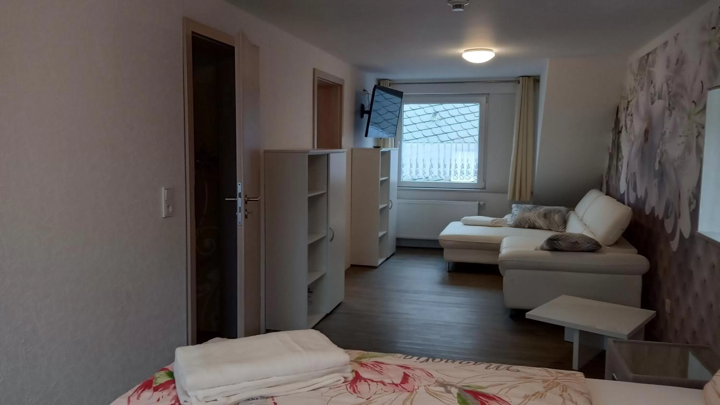 Bed in Gästehaus - Café Frank