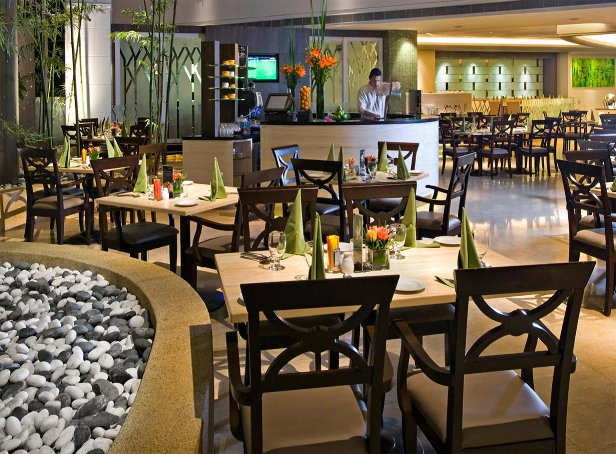Restaurant/places to eat in Eastin Hotel Kuala Lumpur