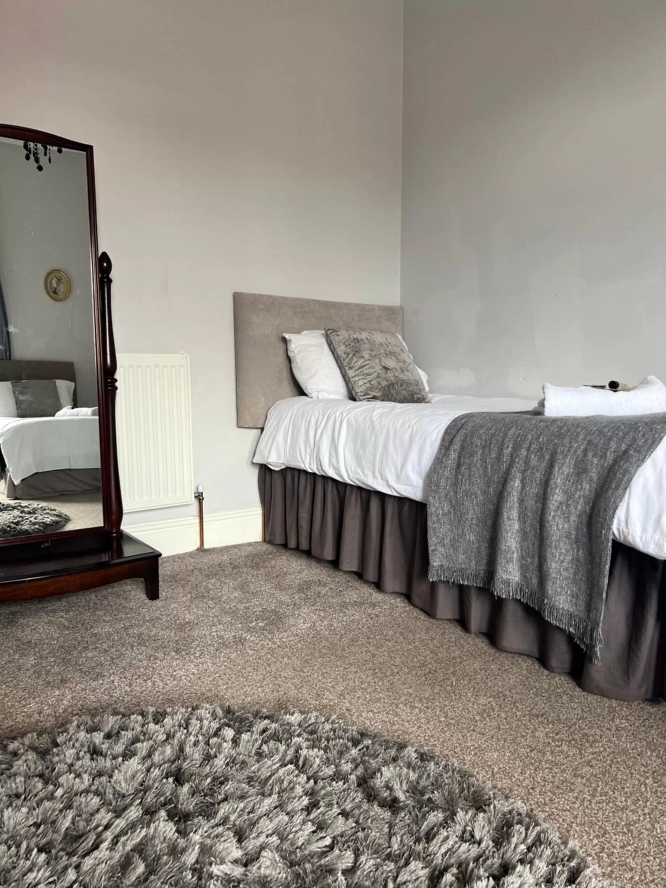 Bed in St Andrews house Hotel