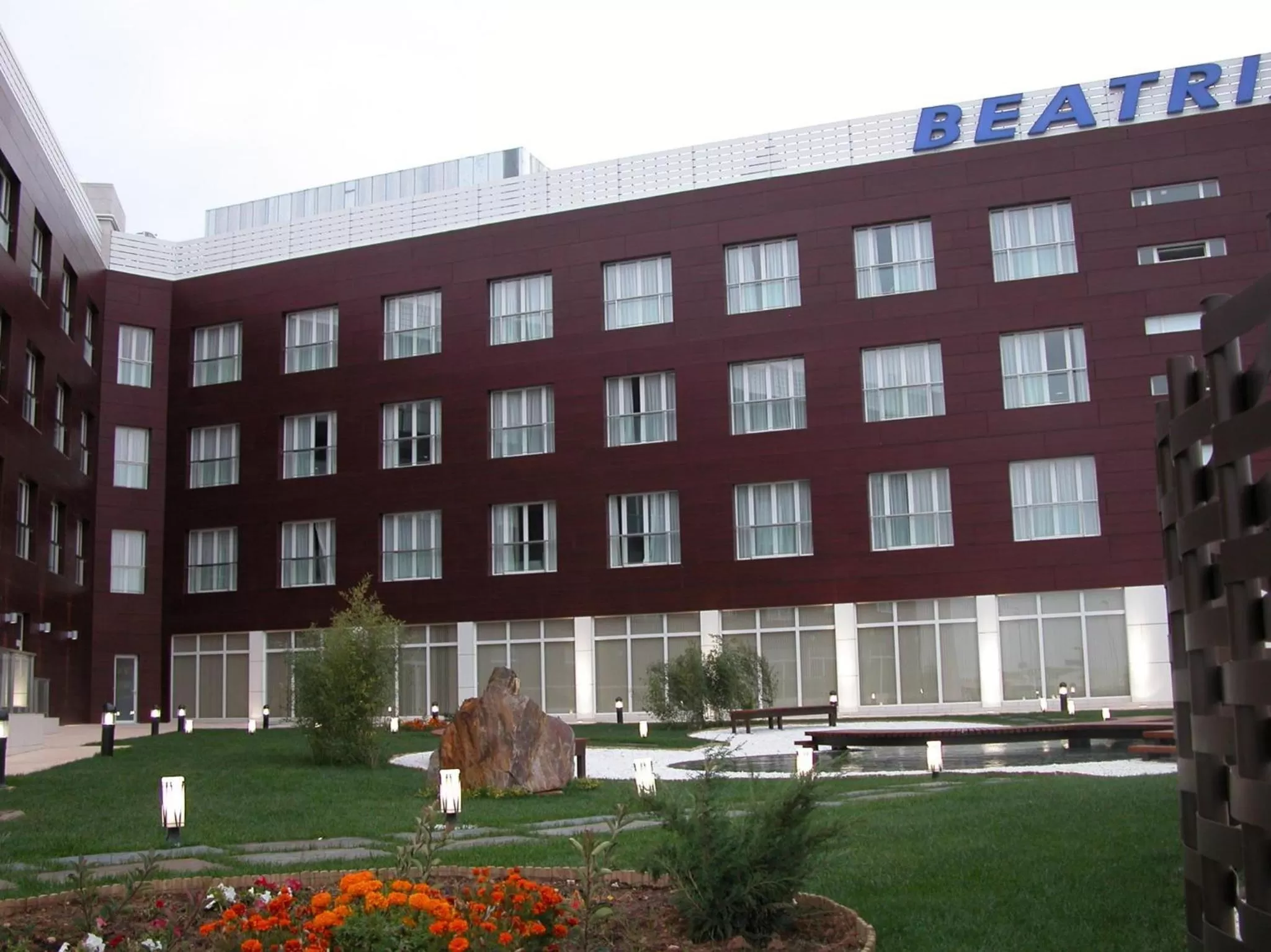 Property building in Hotel Beatriz Albacete & SPA