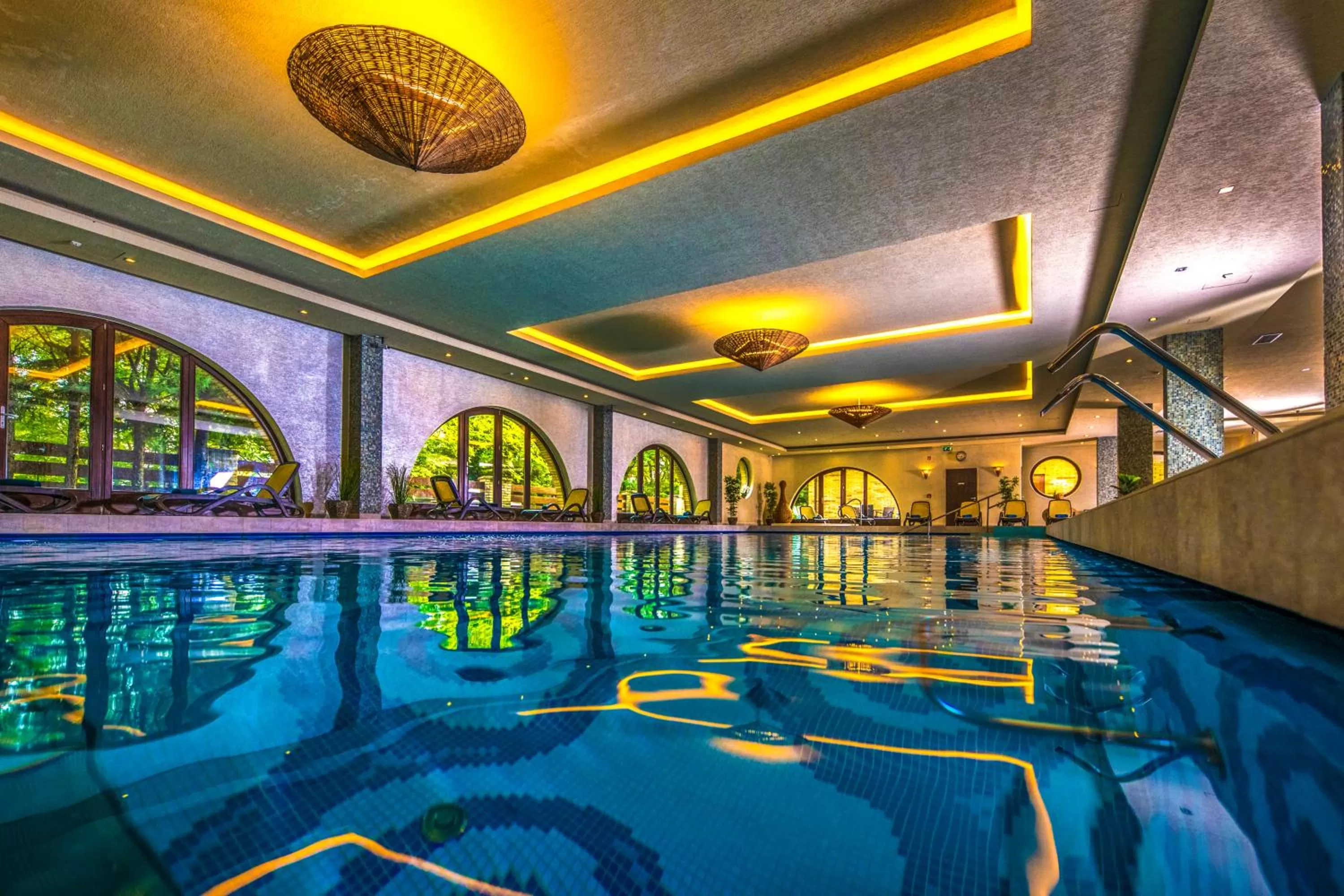 Swimming pool in Budapest Airport Hotel Stáció Wellness & Konferencia
