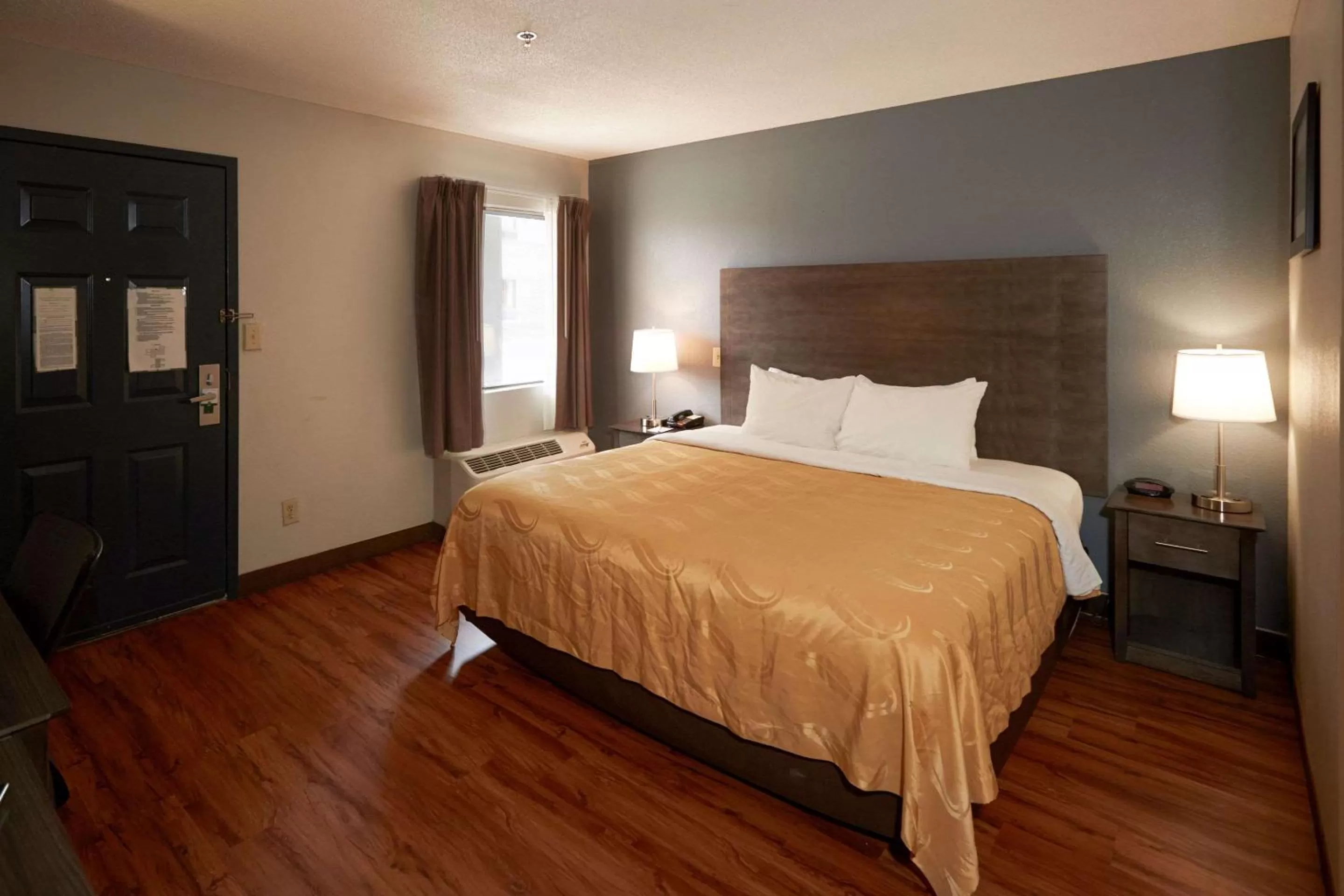Photo of the whole room, Bed in Quality Inn Augusta West Near Fort Gordon