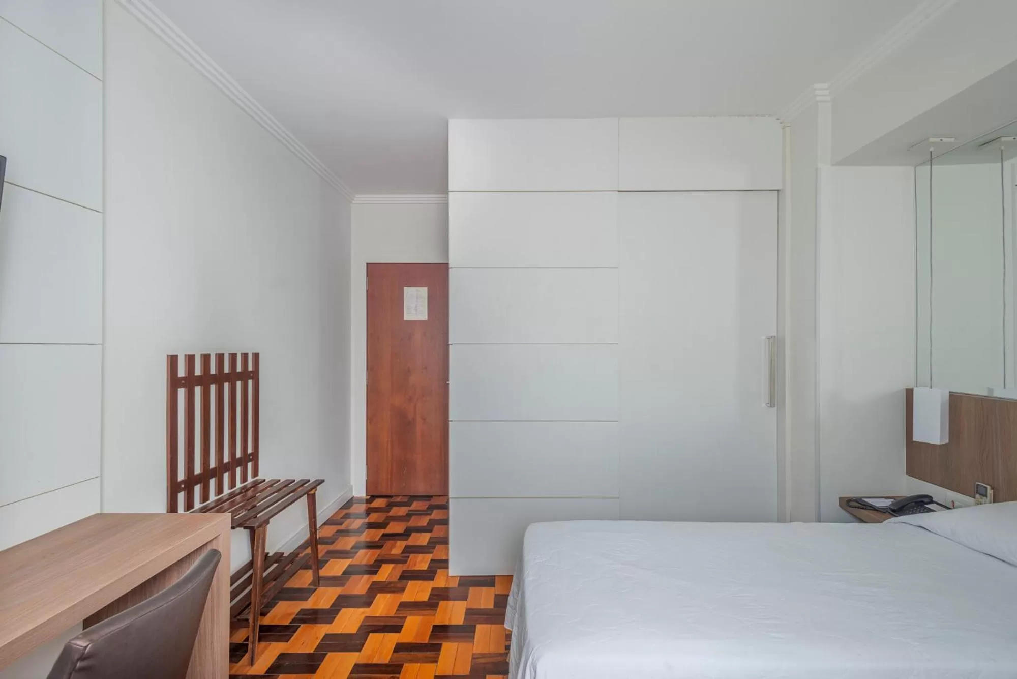 Bed in Hotel Glória