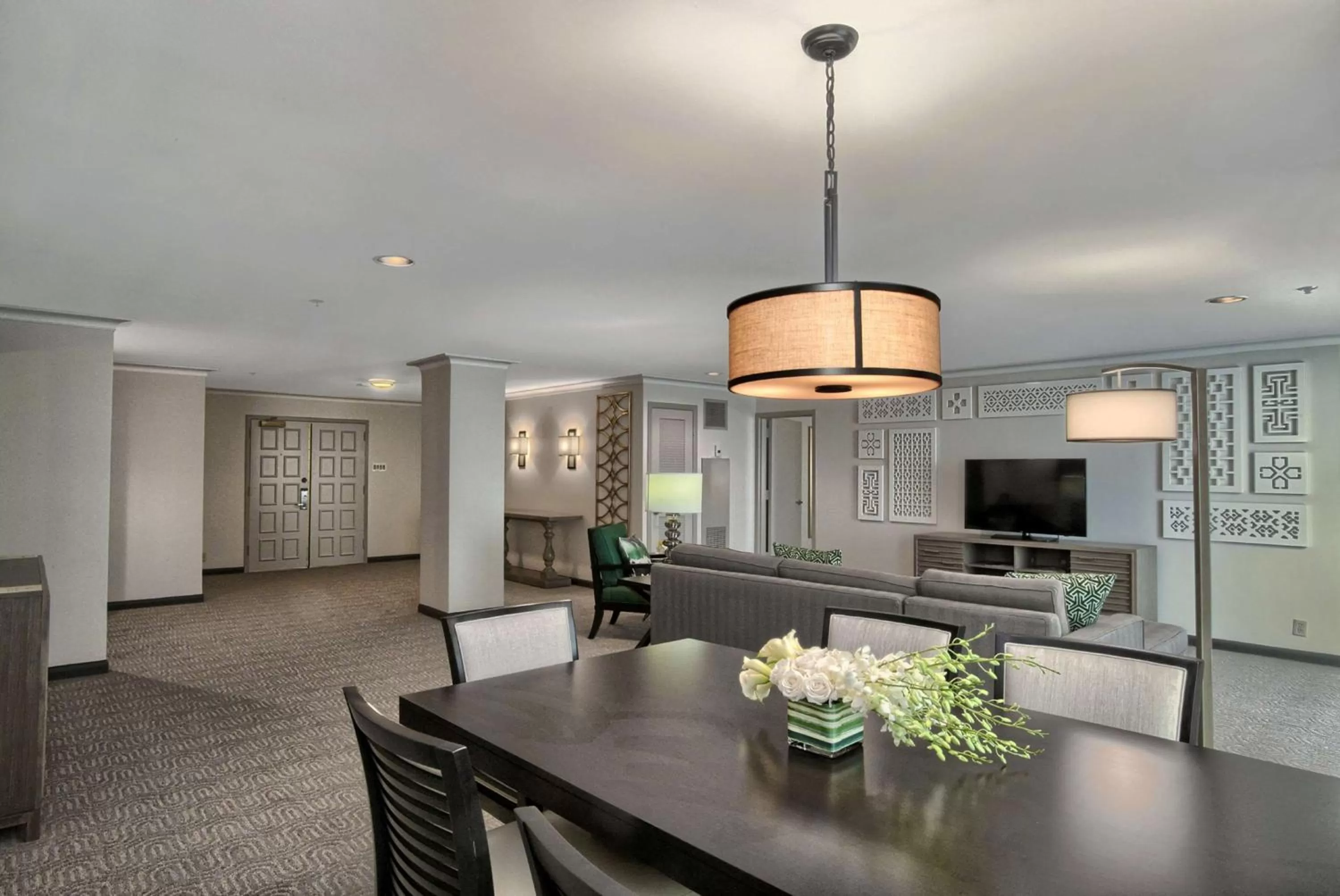 Bed in DoubleTree by Hilton at the Entrance to Universal Orlando