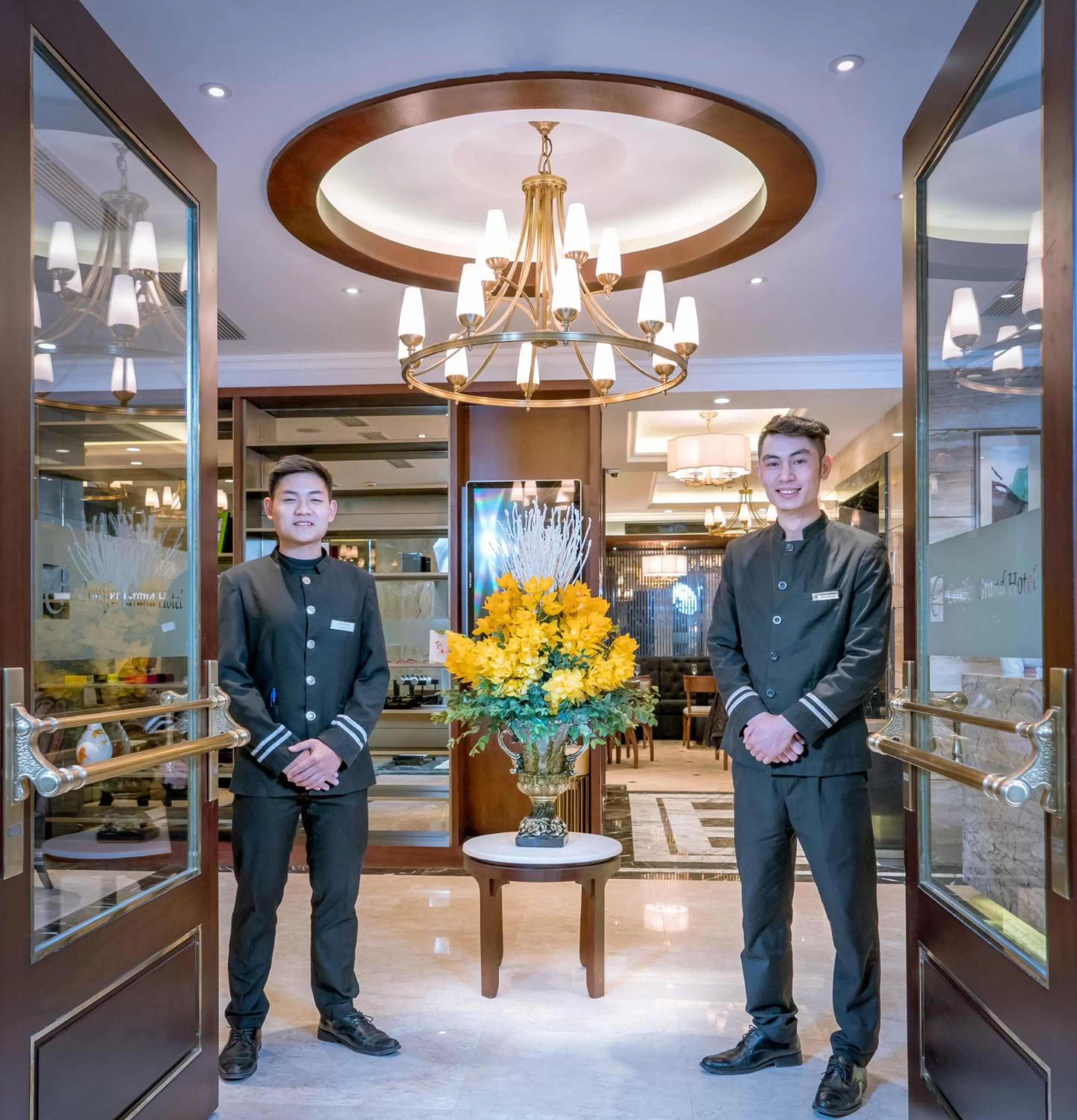 Lobby or reception in Conifer Grand Hotel