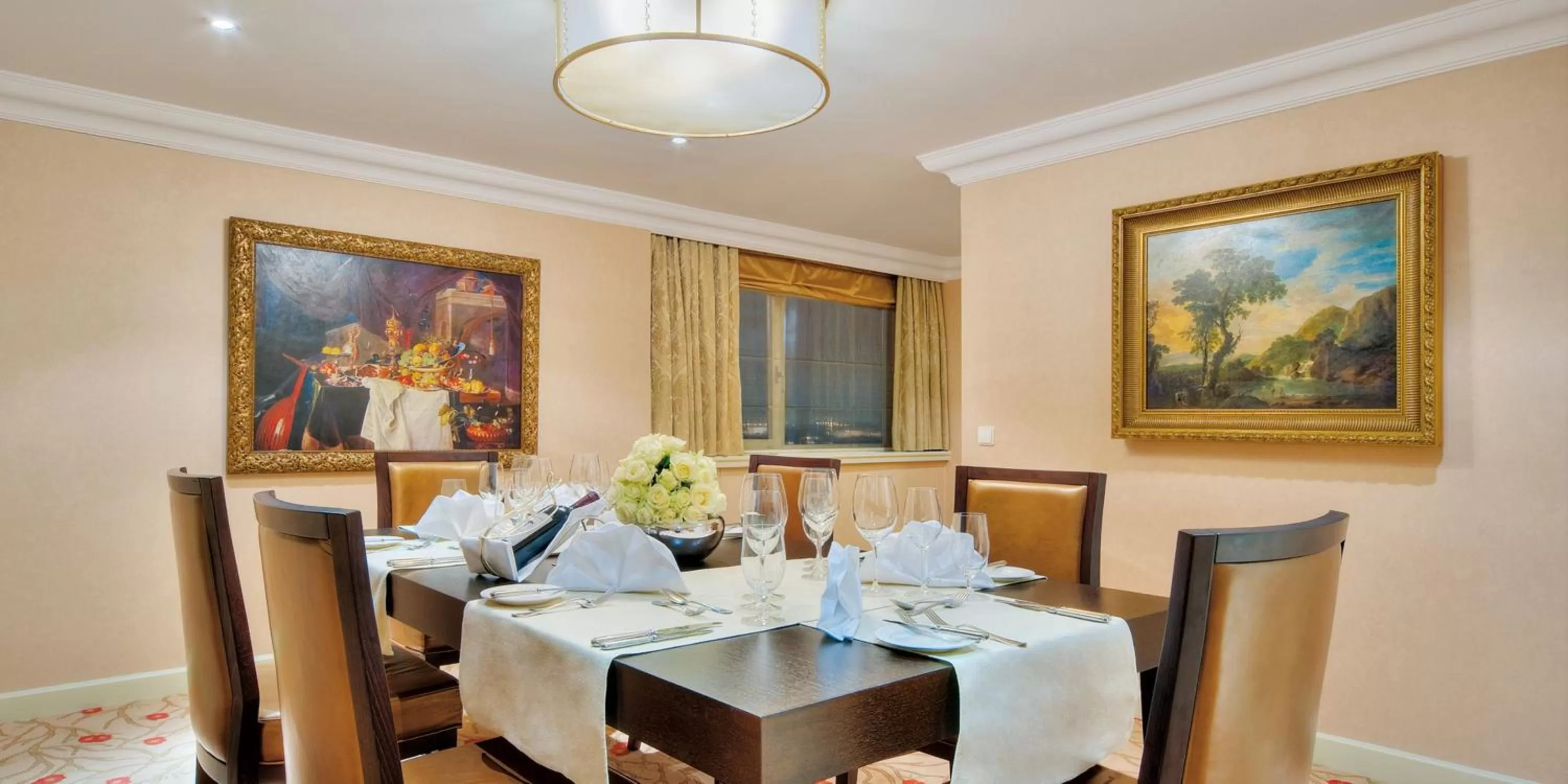 Photo of the whole room in InterContinental Wien by IHG