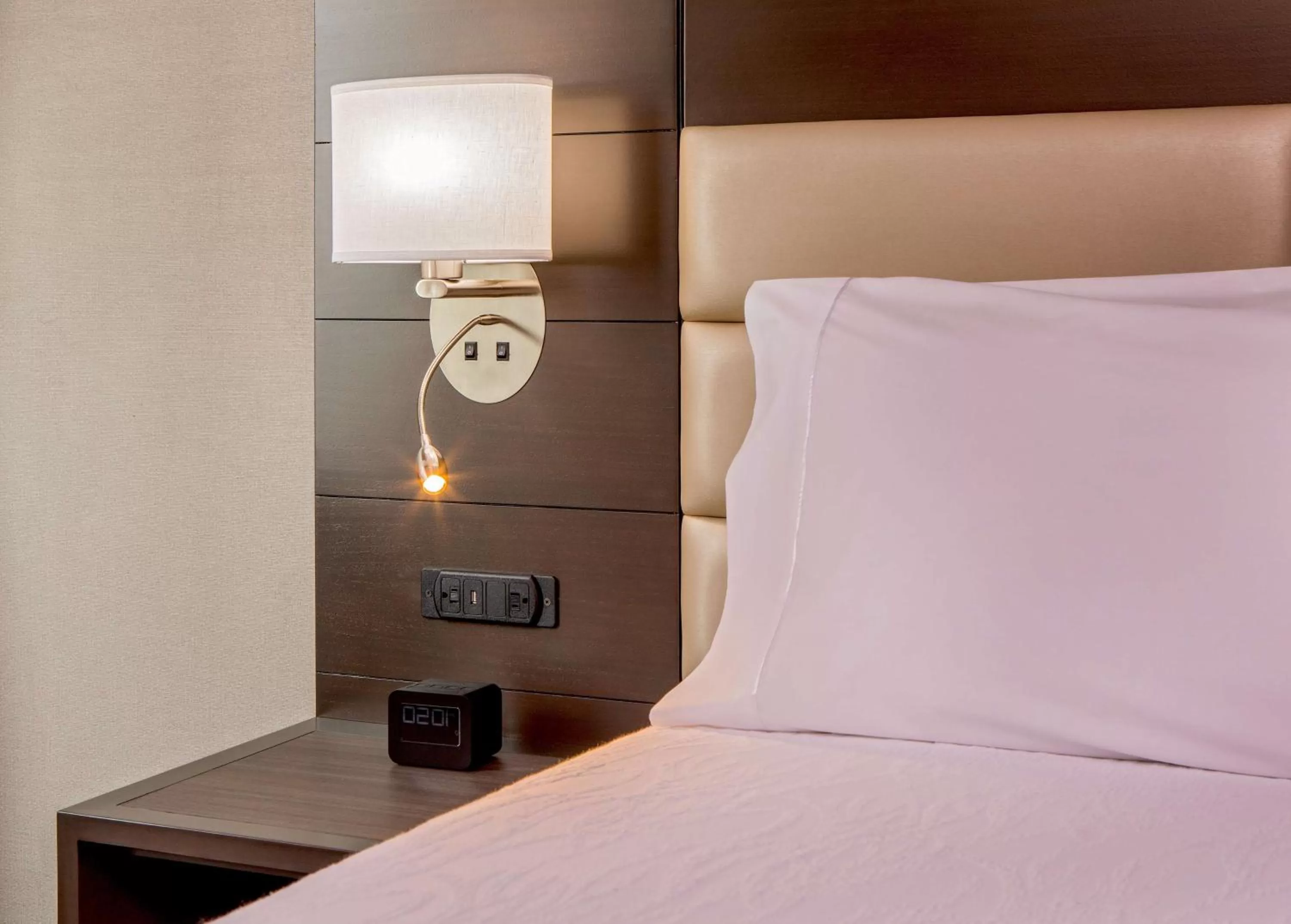 Bed in Hilton Garden Inn NYC Financial Center/Manhattan Downtown