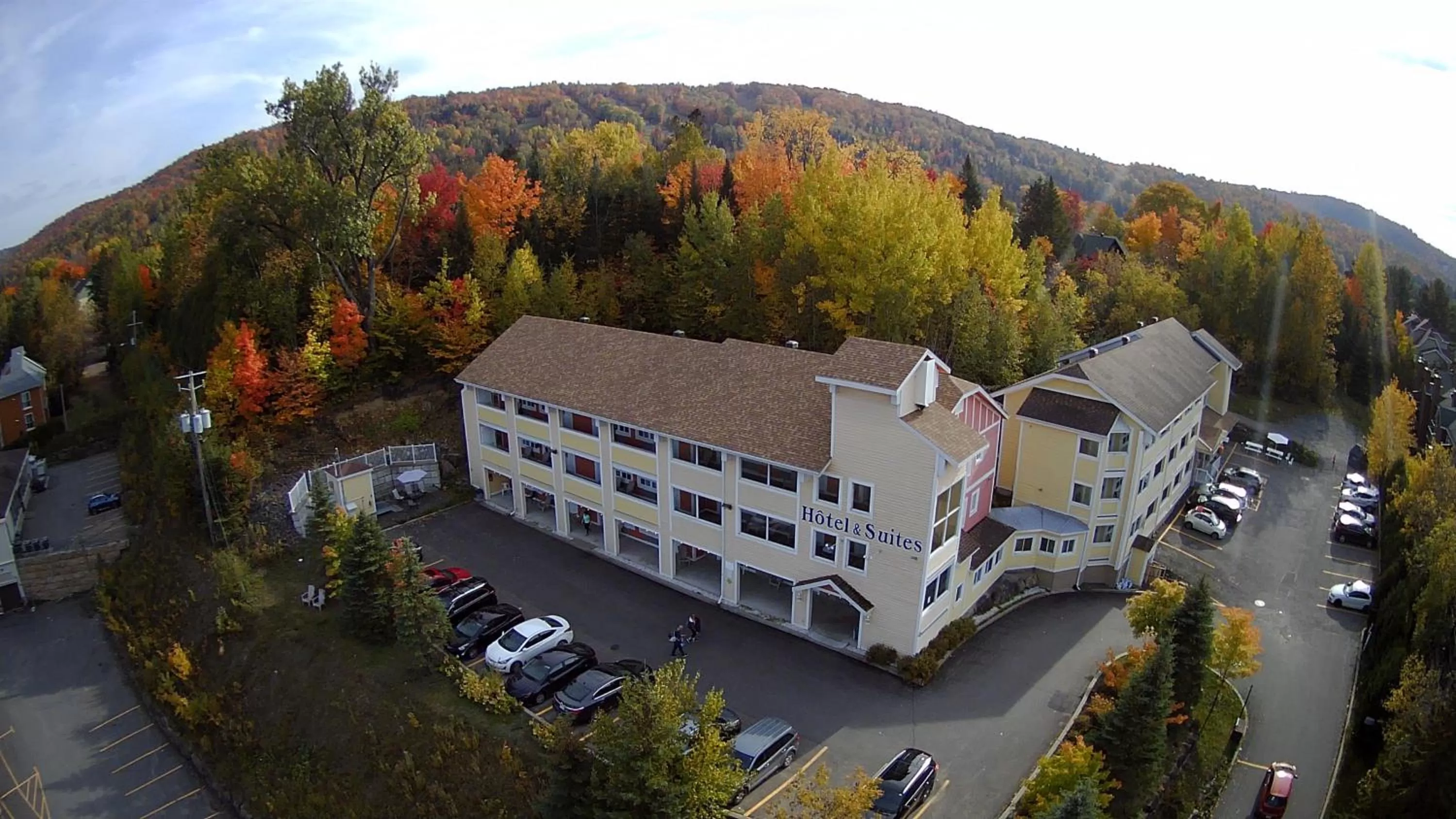 Bird's eye view in Hotel and Suites Les Laurentides