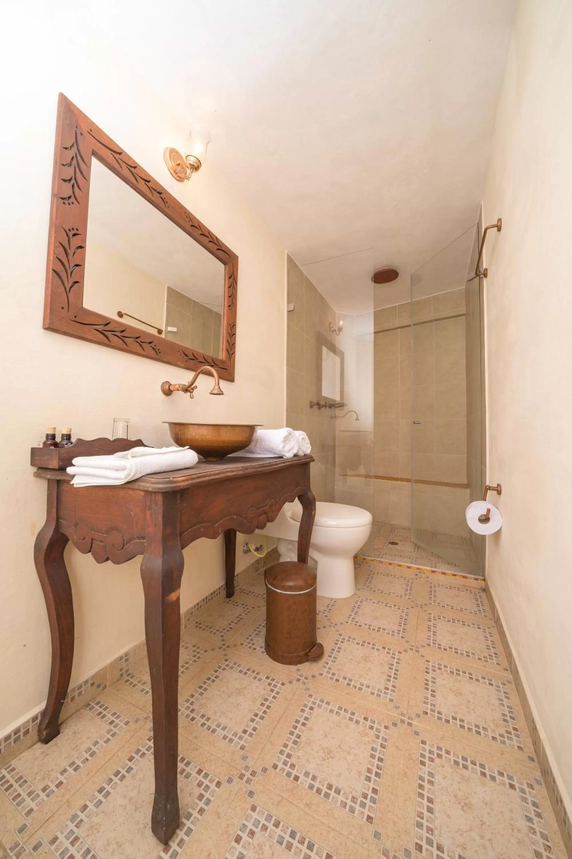 Toilet, Bathroom in Nueva Granada Hotel Colonial -Centro Histórico-