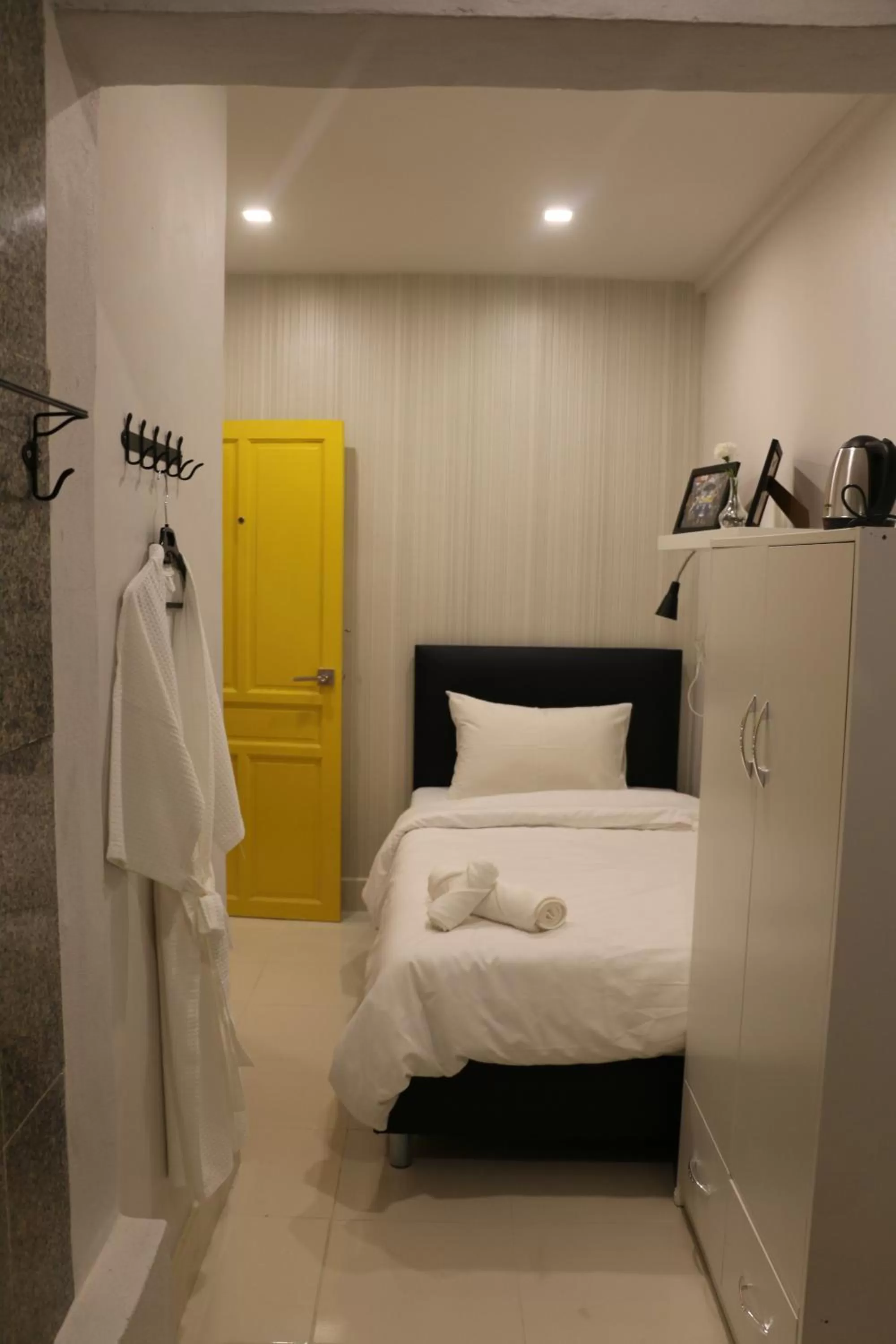 Bedroom in The Urban Age DeLuxe