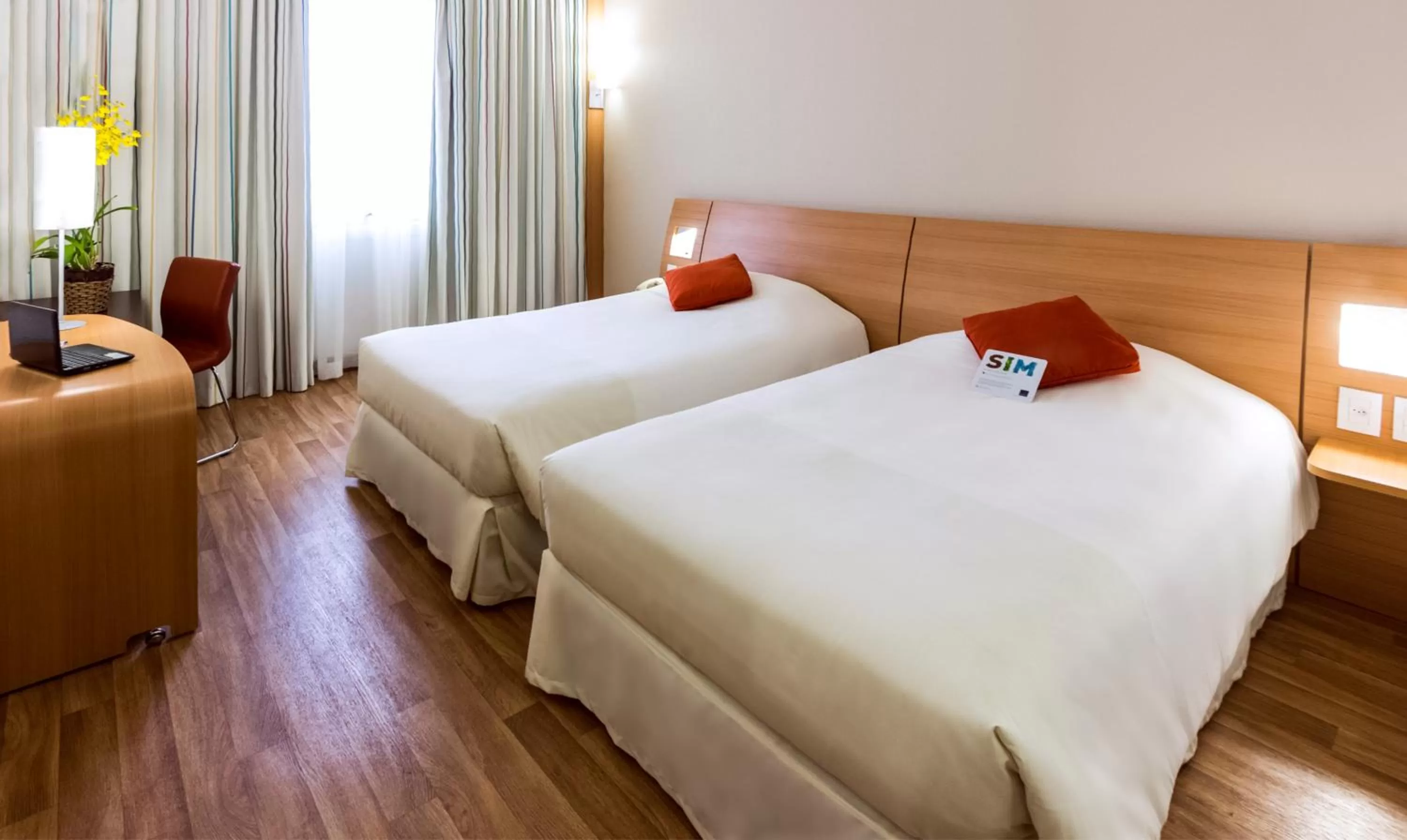 Photo of the whole room, Bed in Novotel Porto Alegre Tres Figueiras