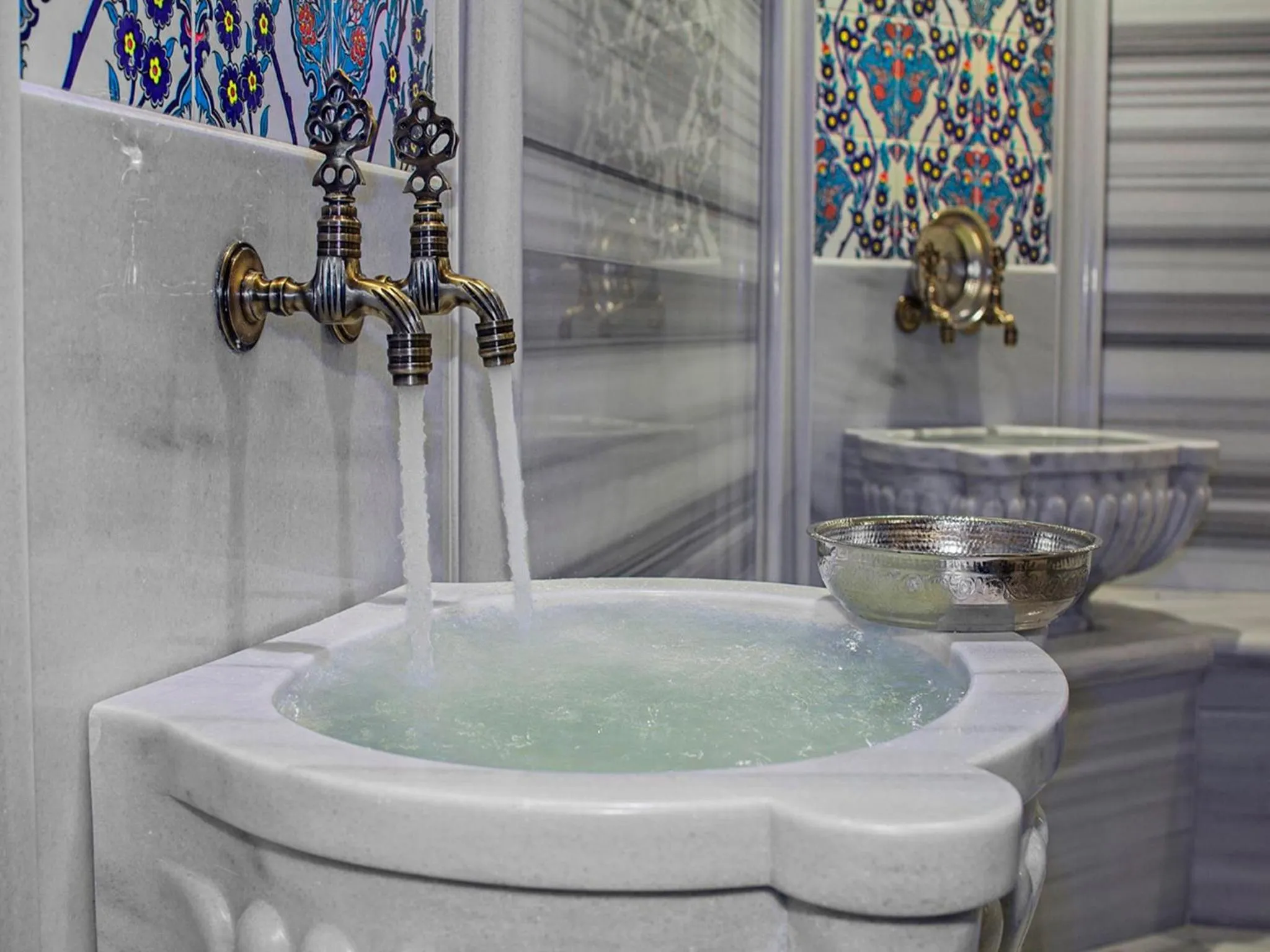 Steam room in Dosso Dossi Hotels Old City