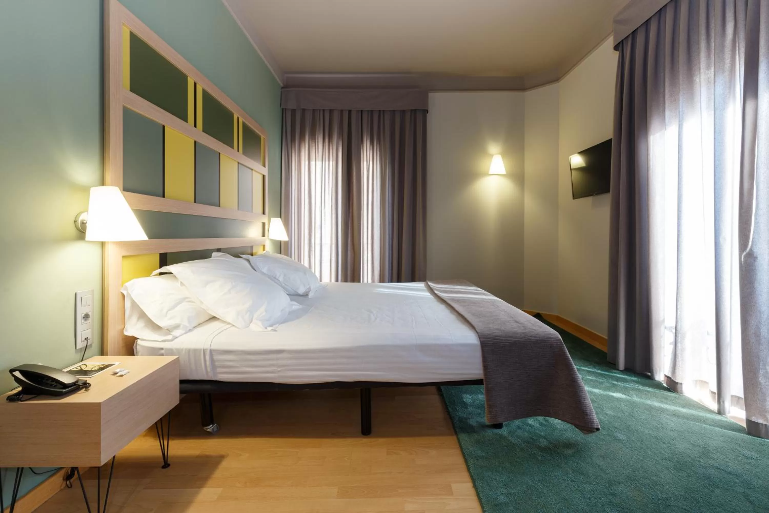 Photo of the whole room in Ciutat de Barcelona