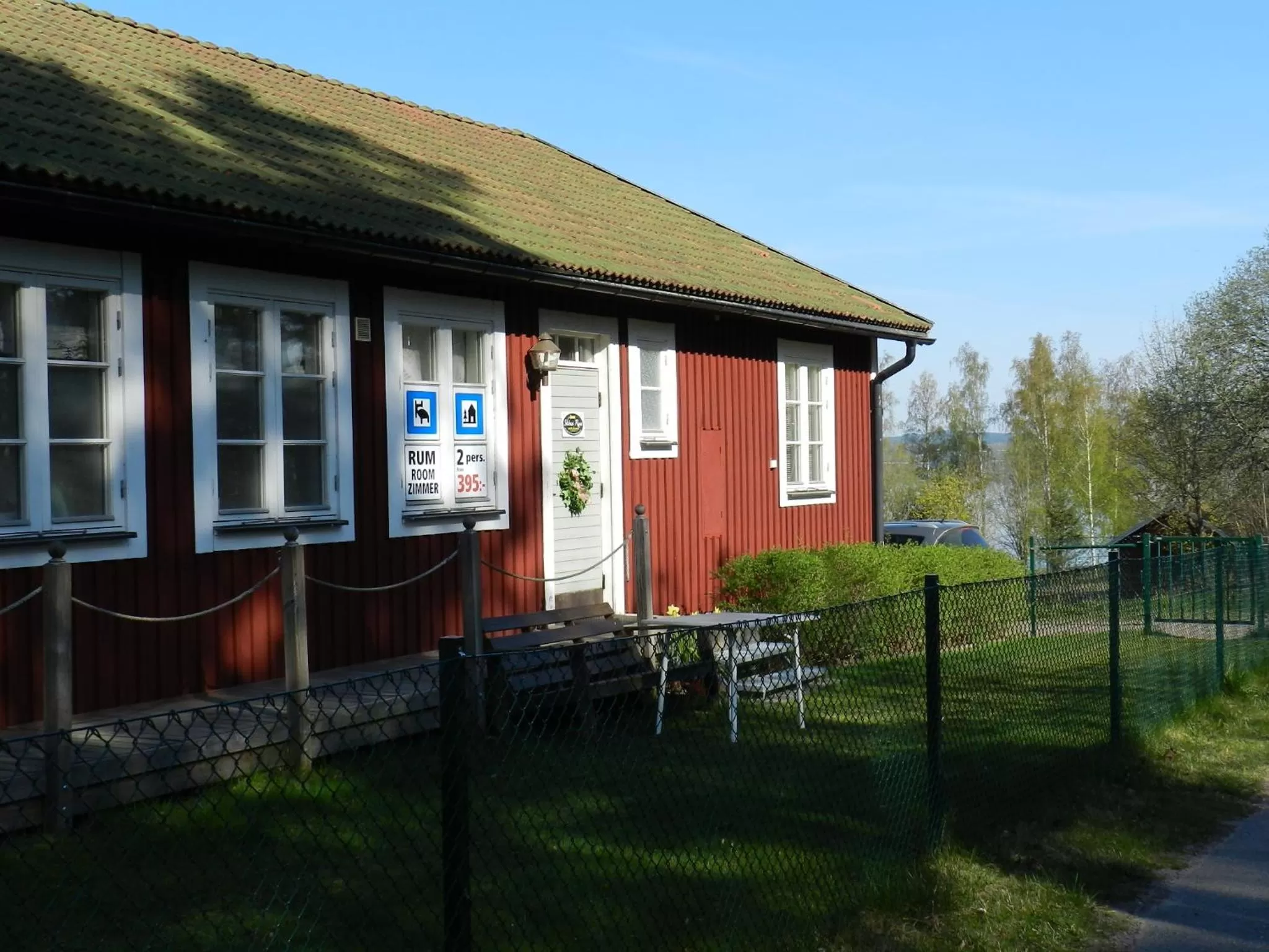 Facade/entrance, Property Building in Sköna Rum Fryksta