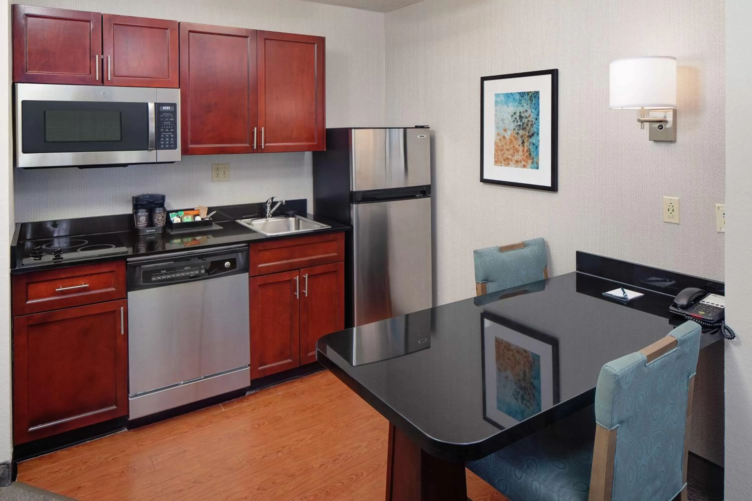 Suite with Two Double Beds - Mobility/Hearing Accessible in Homewood Suites by Hilton Hartford-Farmington