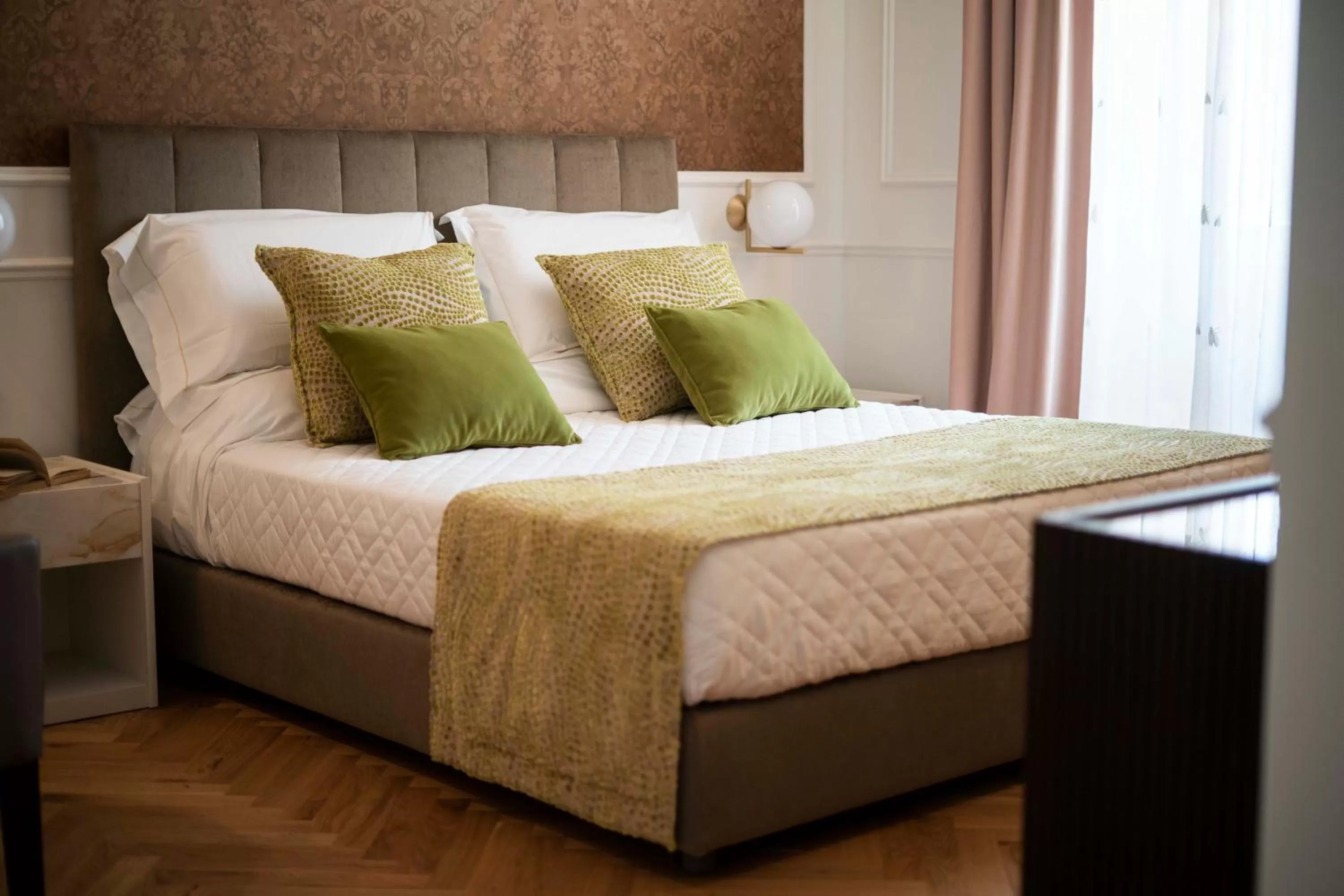 Bed in Palazzo Franceschini