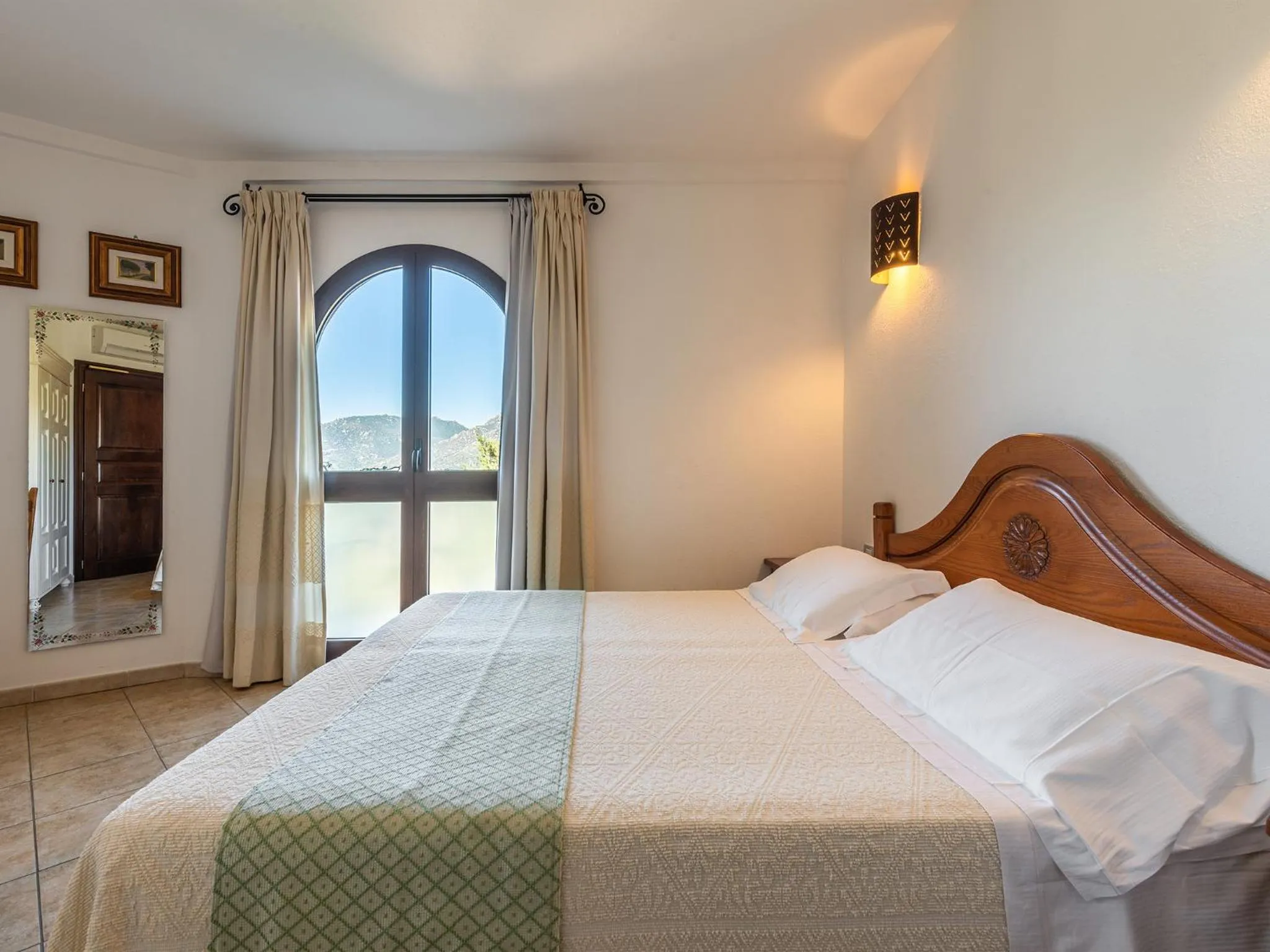 Bed in Hotel RaffaEl