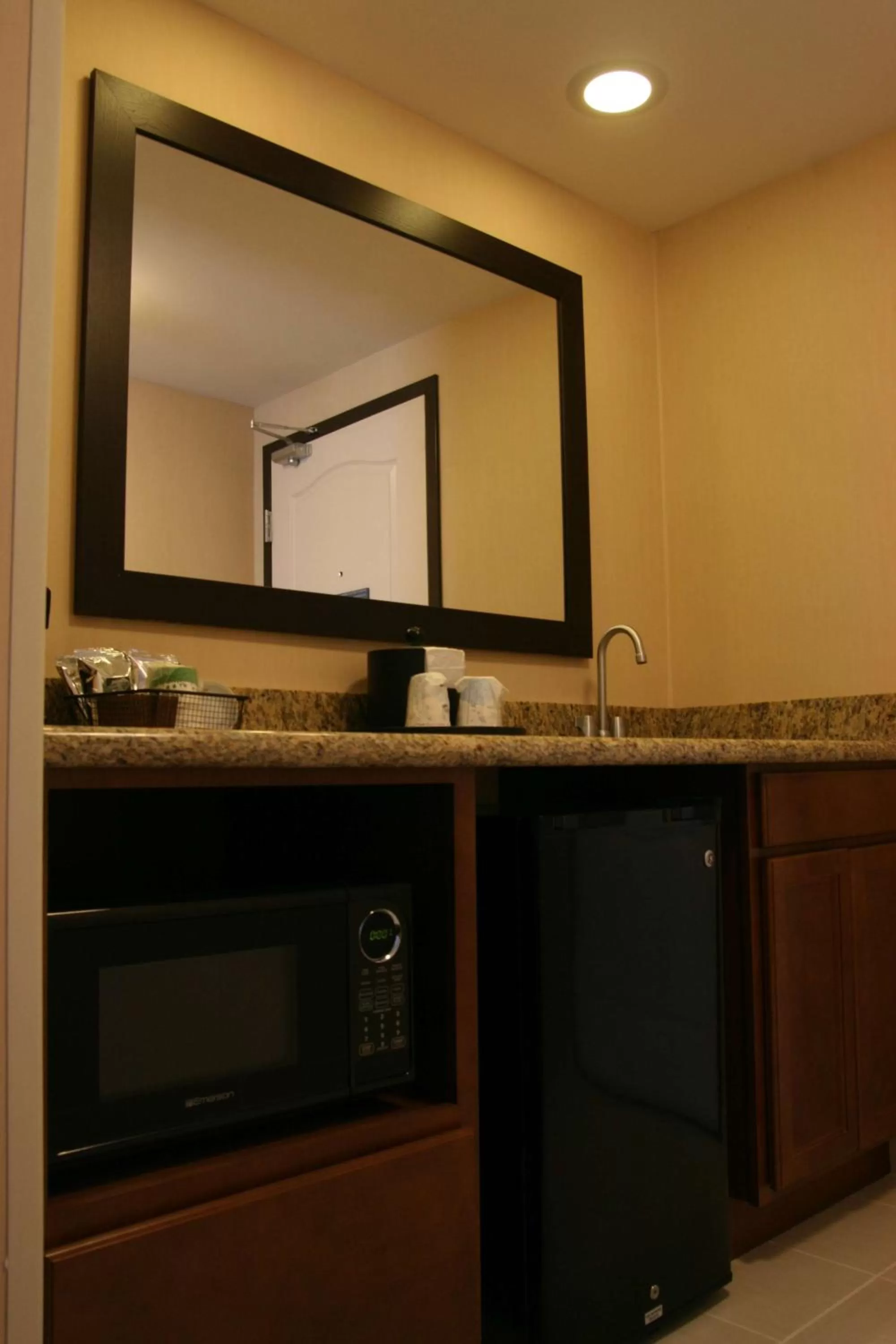 Kitchen or kitchenette in Hampton Inn and Suites Peru