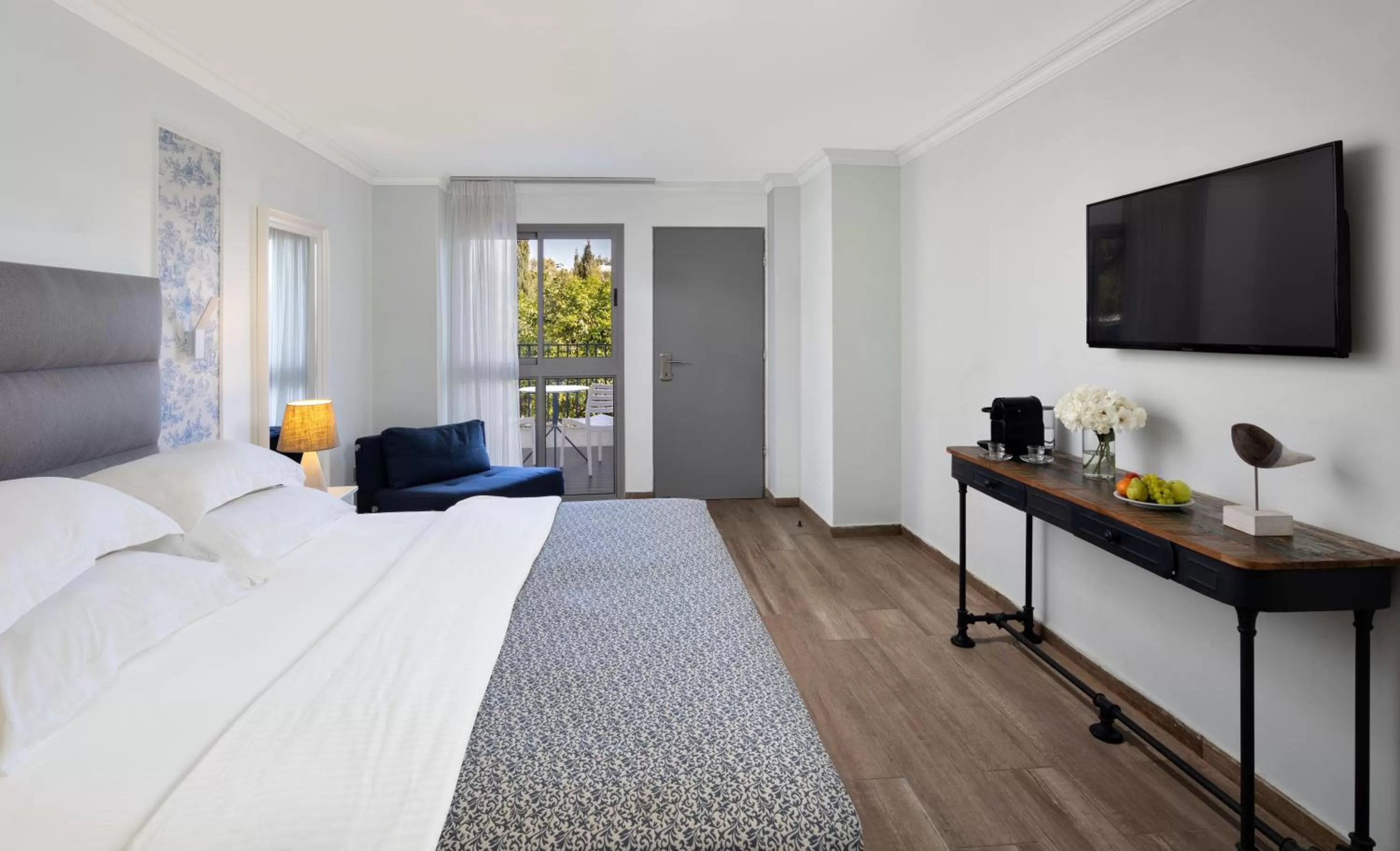 Photo of the whole room, Bed in Hacienda Forest View Hotel