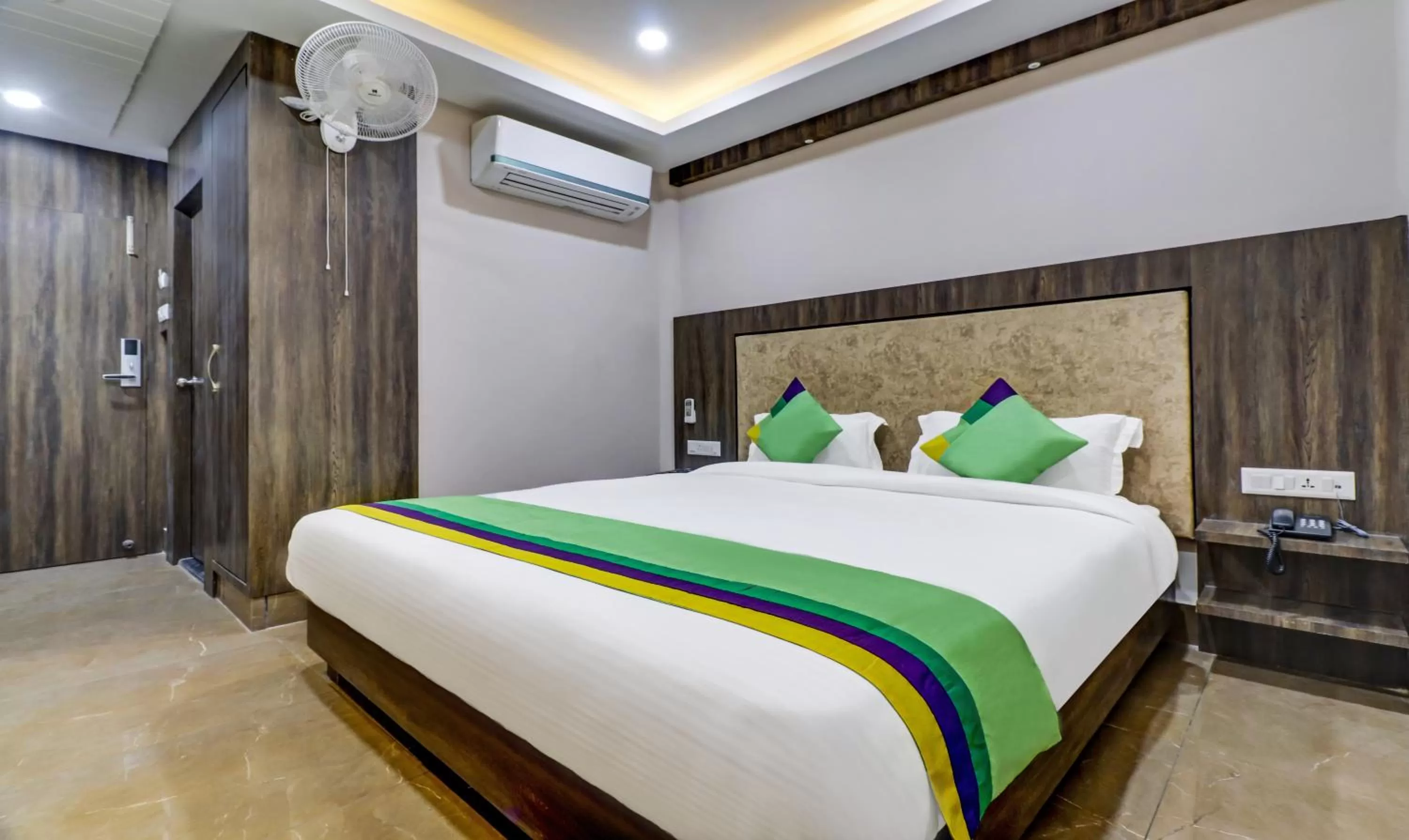 Bed in Hotel Bikalal, Bikaner