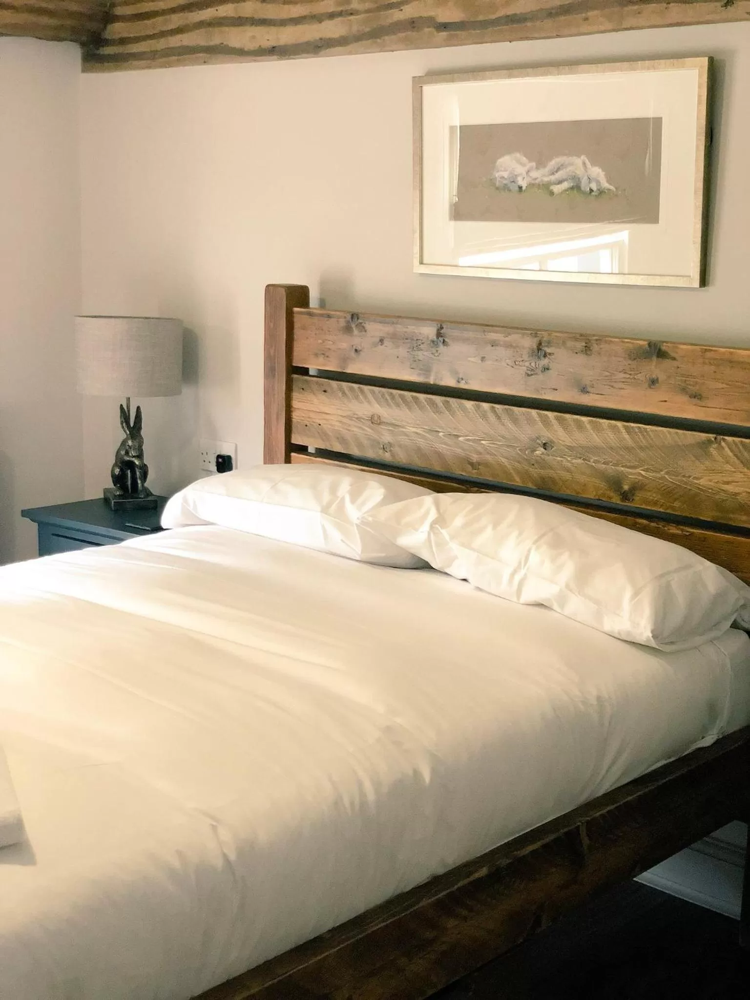 Bed in The Swan Hotel, Alresford